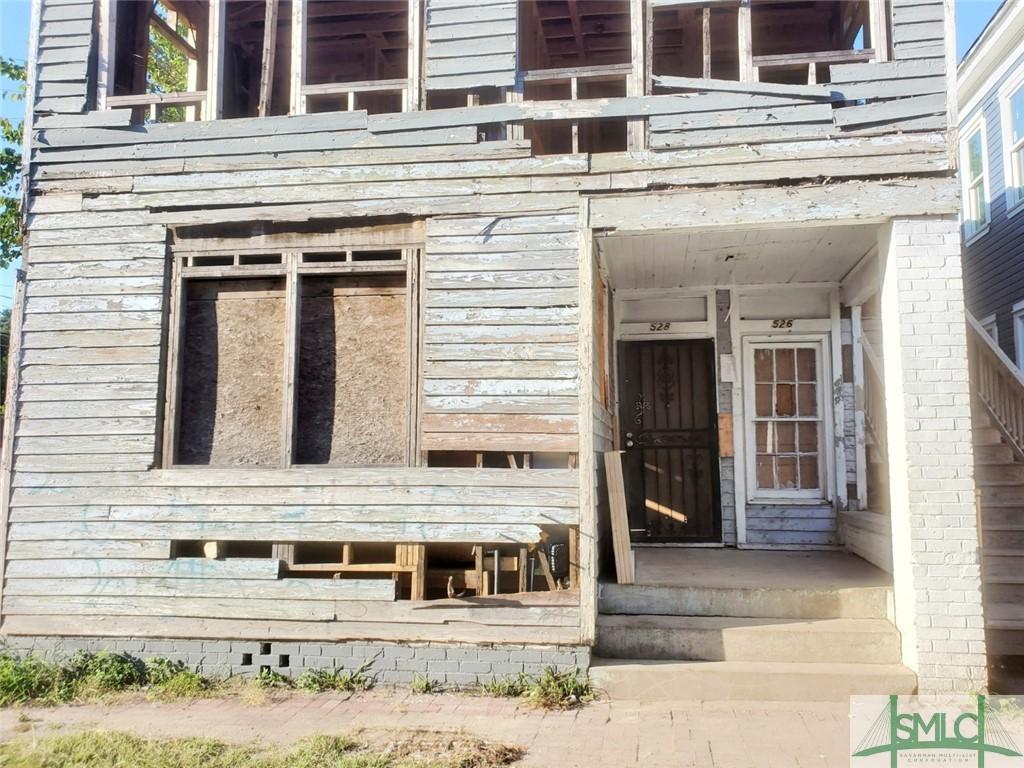W 39th St, Savannah, GA 31415