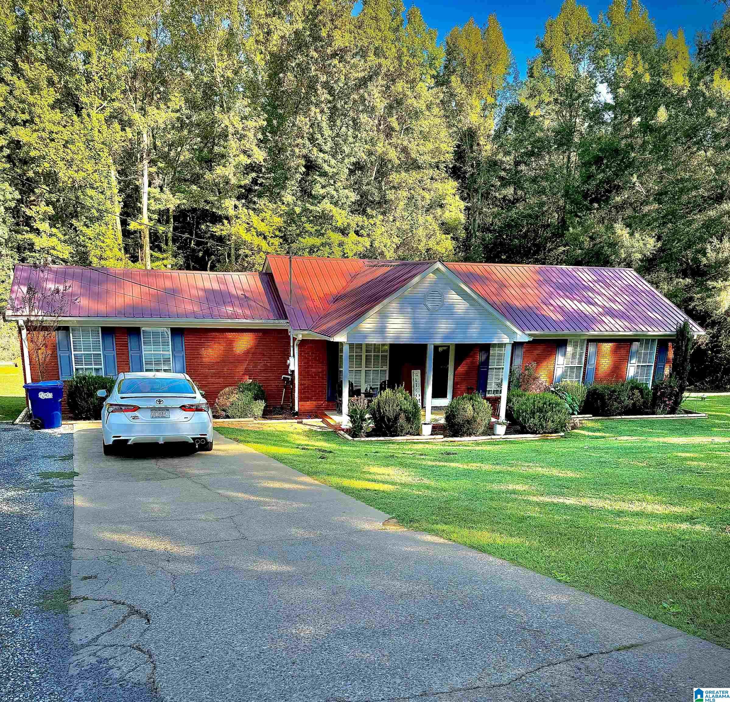 Champion Rd, Oneonta, AL 35121