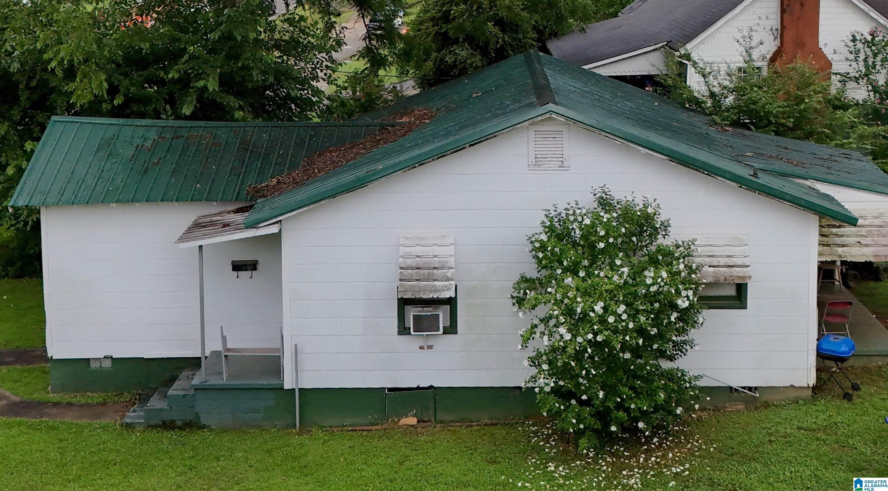 Barry St, Oxford, AL 36203