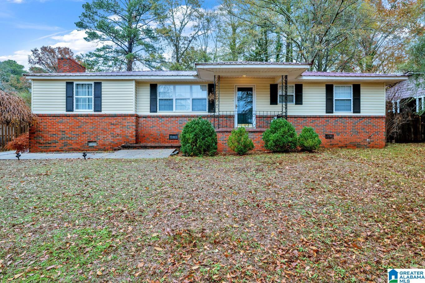 Pine Cir, Oneonta, AL 35121