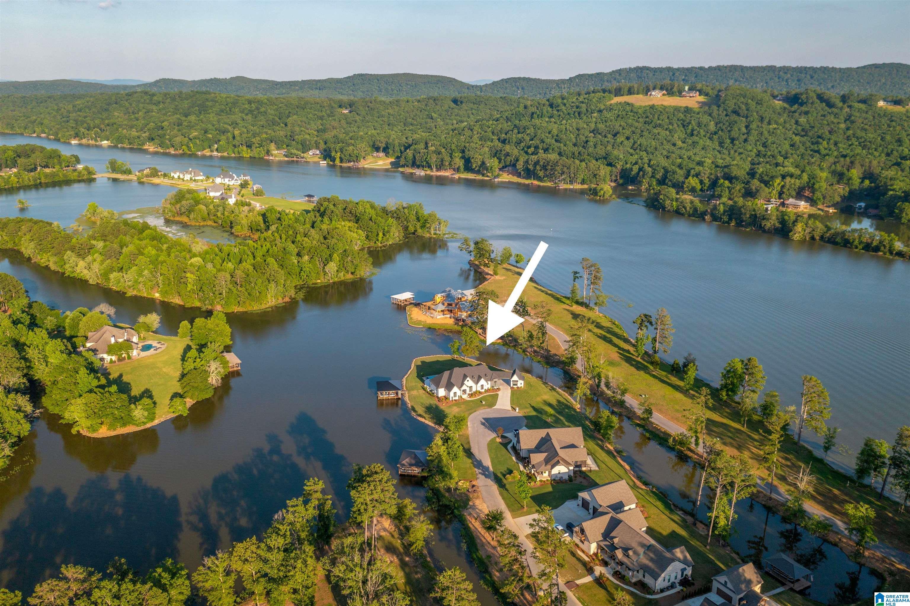 Breezy Pt, Gadsden, AL 35901