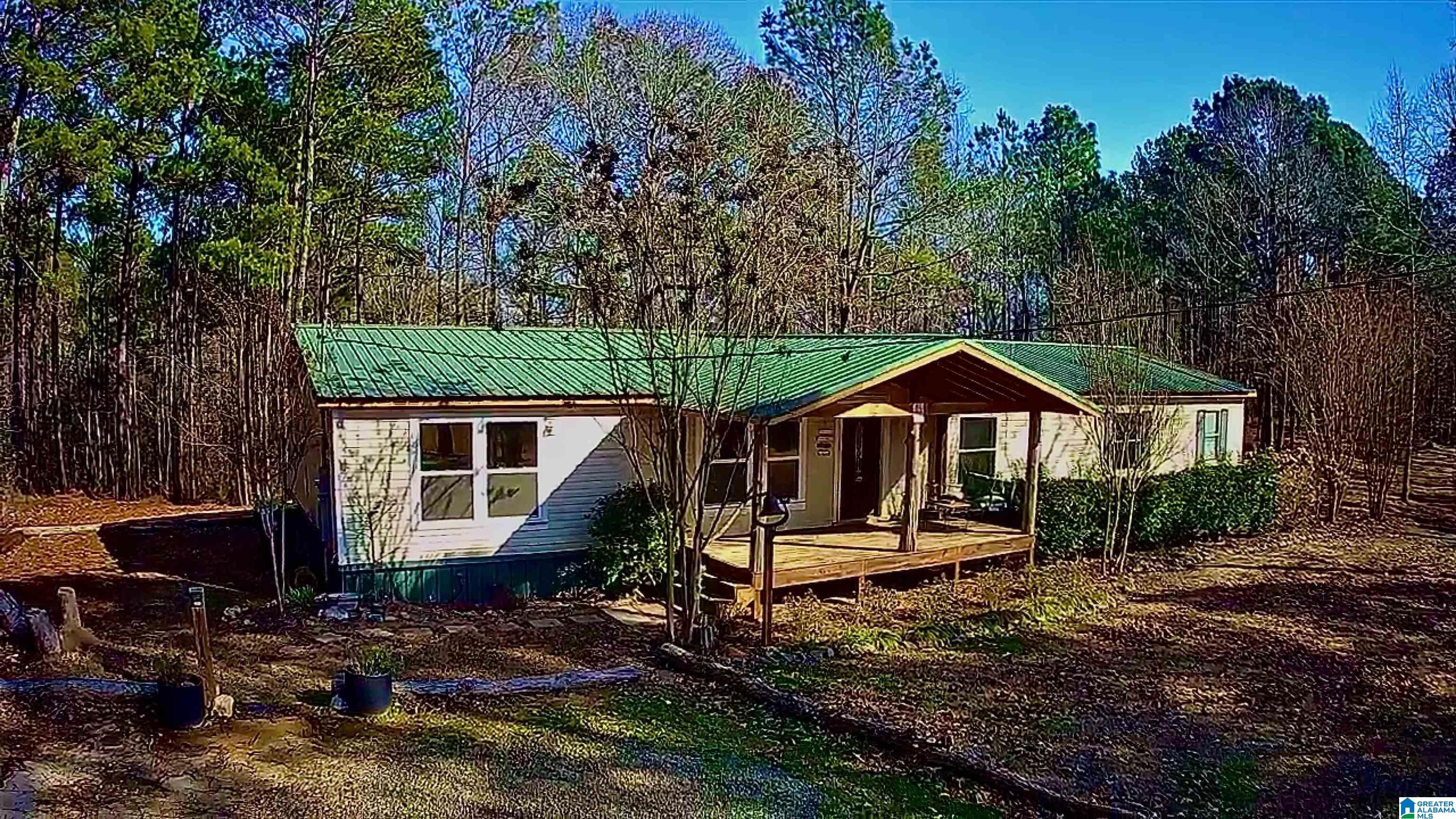 Peckerwood Rd, Jacksons Gap, AL 36861
