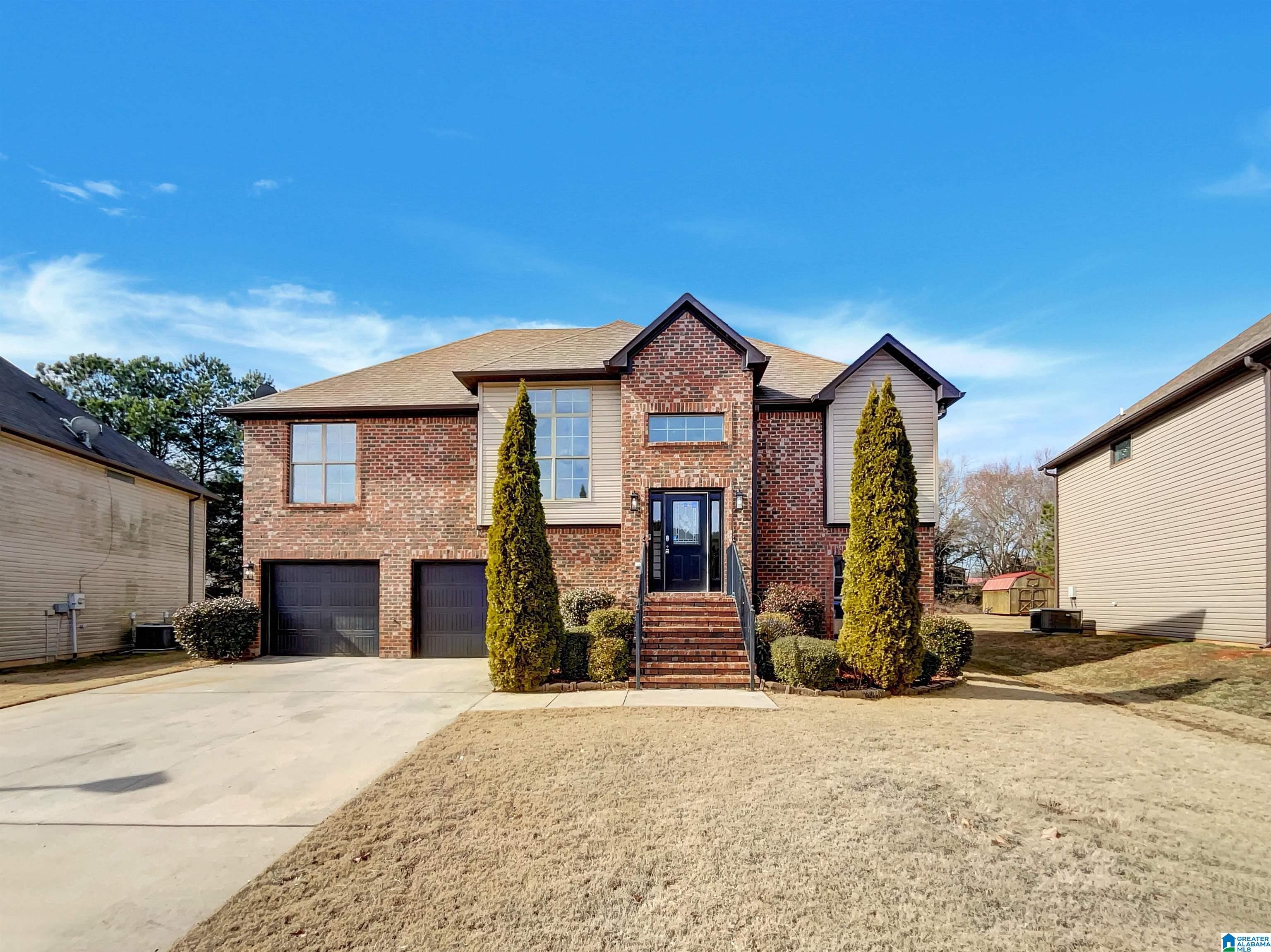 Meadow Lake Trl, Bessemer, AL 35020