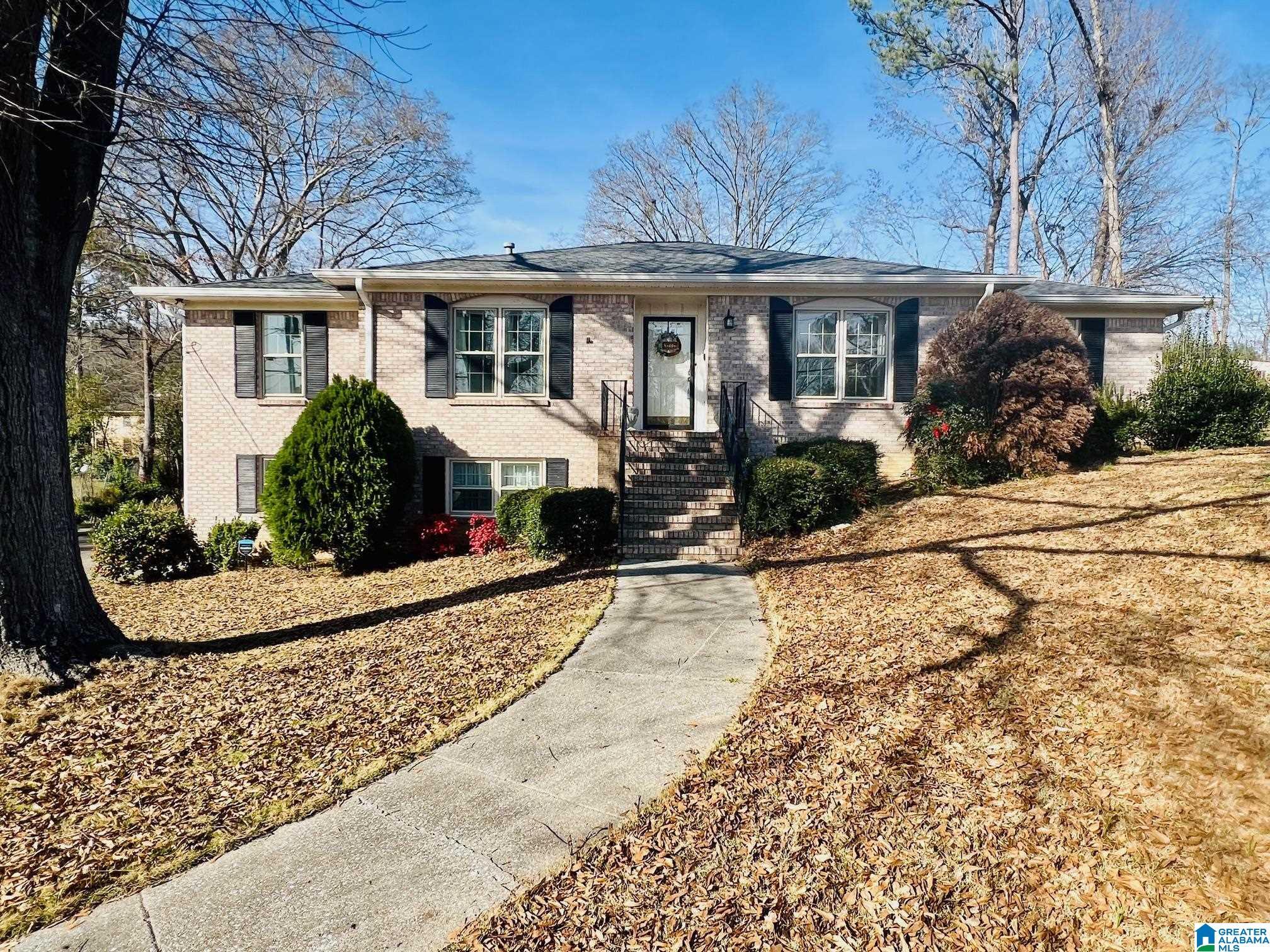 Crosscreek Trl, Pelham, AL 35124