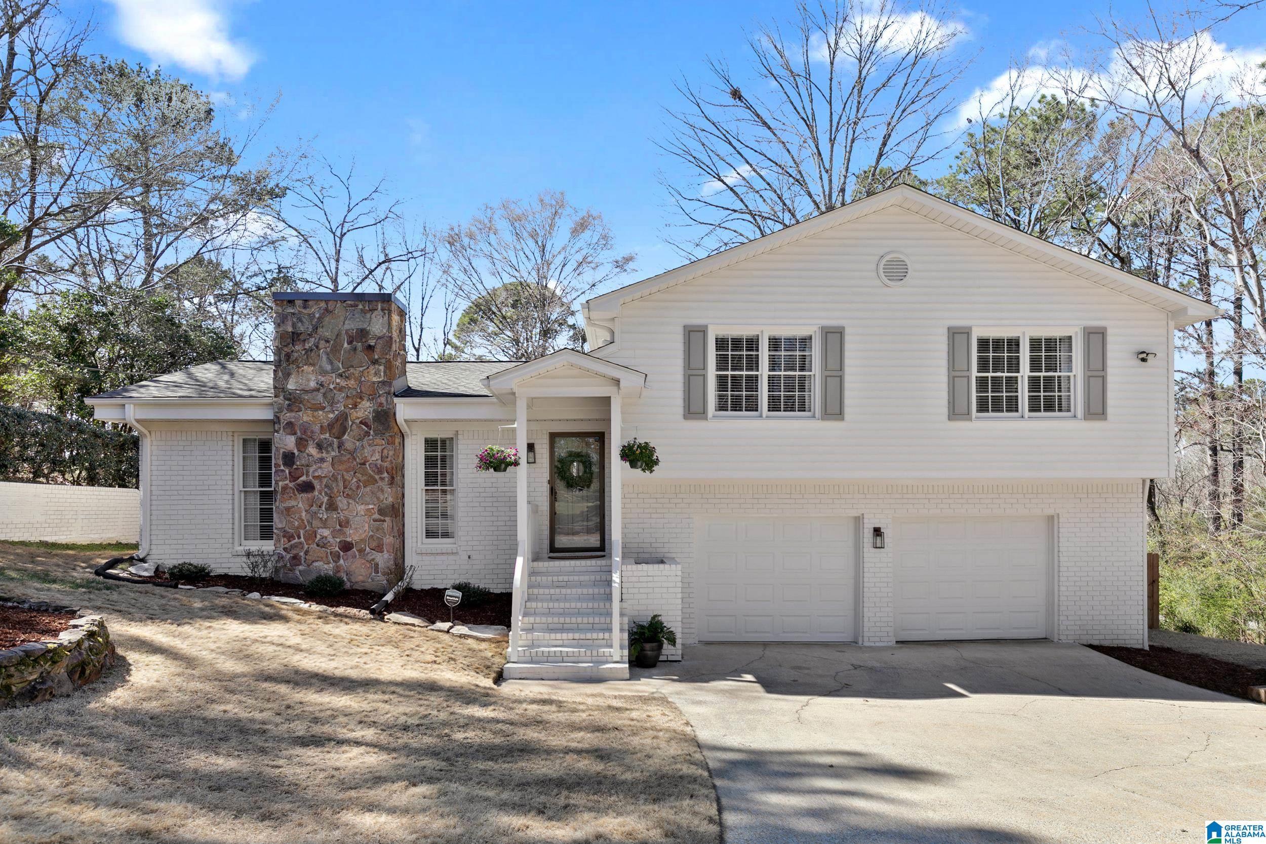 Altadena South Dr, Hoover, AL 35244