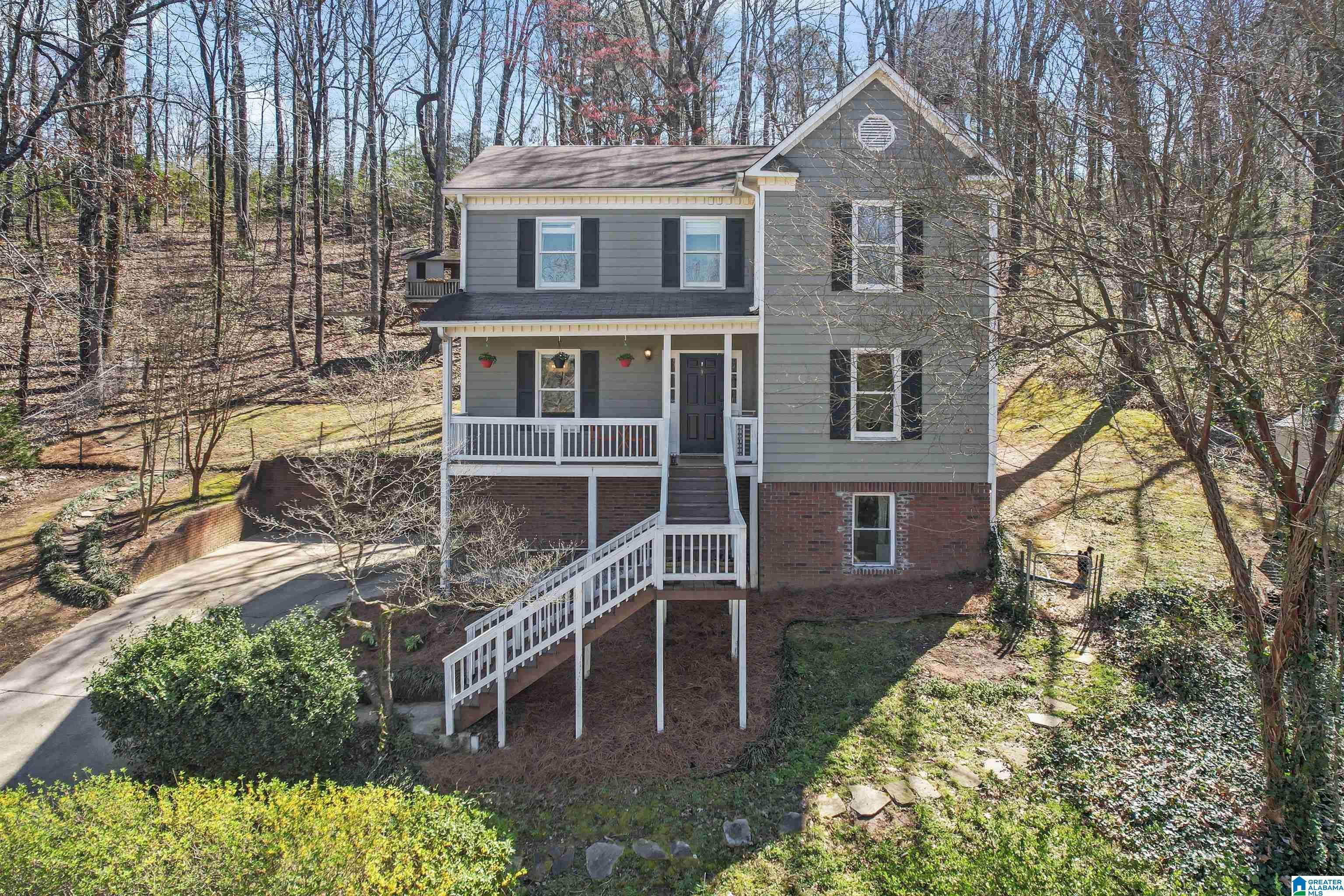 Russet Bend Dr, Hoover, AL 35244