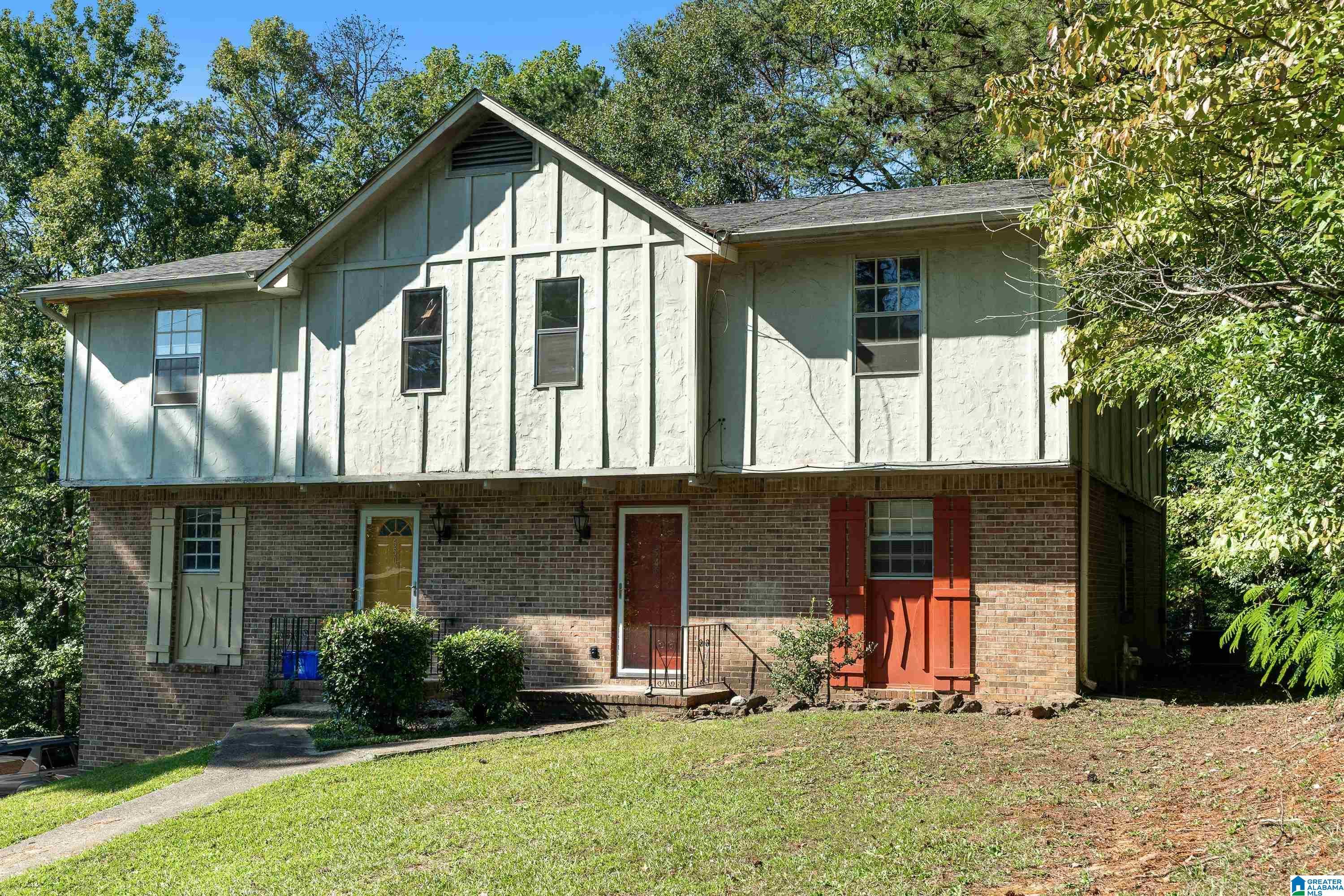 Elder St, Irondale, AL 35210