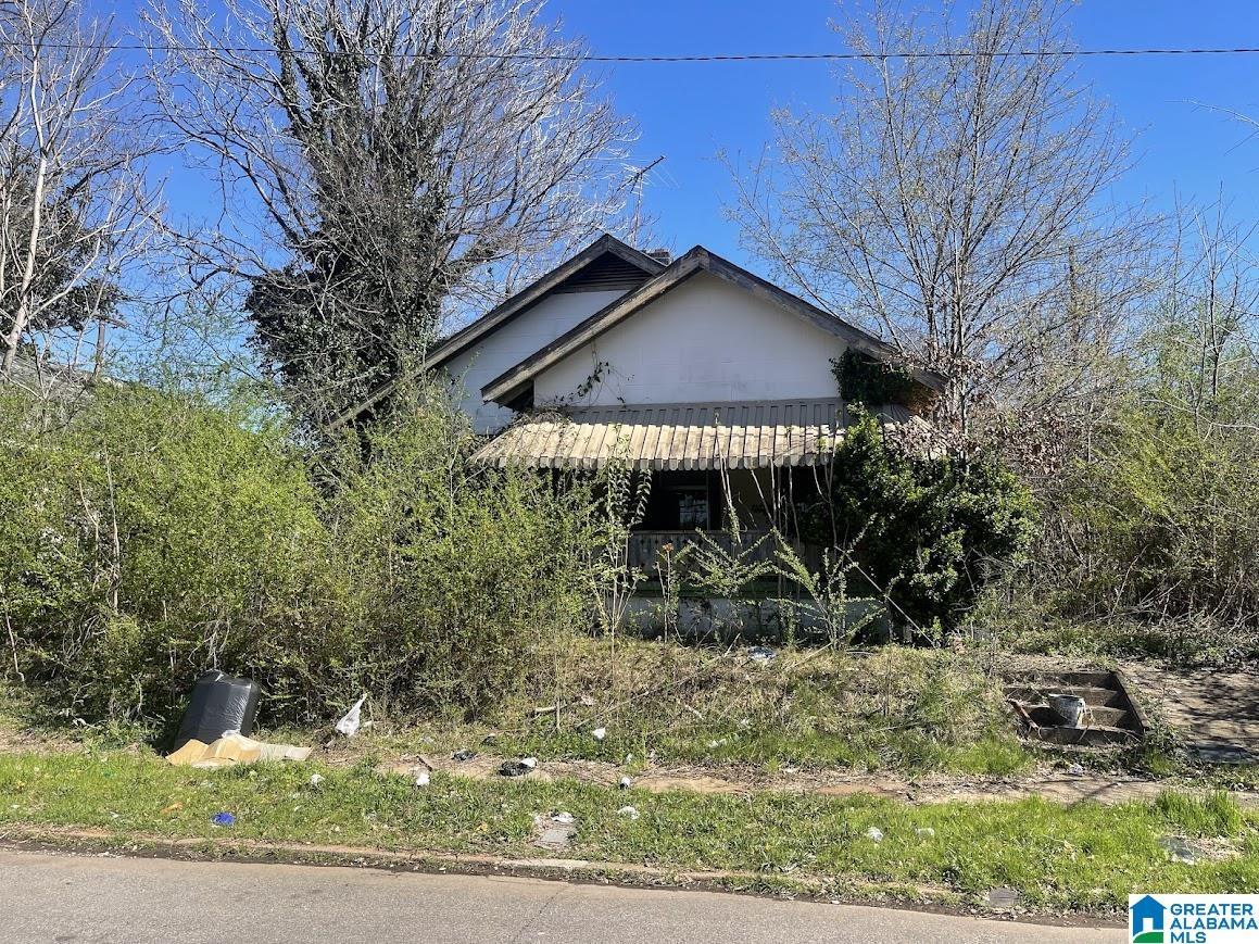 Acadia Ter, Fairfield, AL 35064