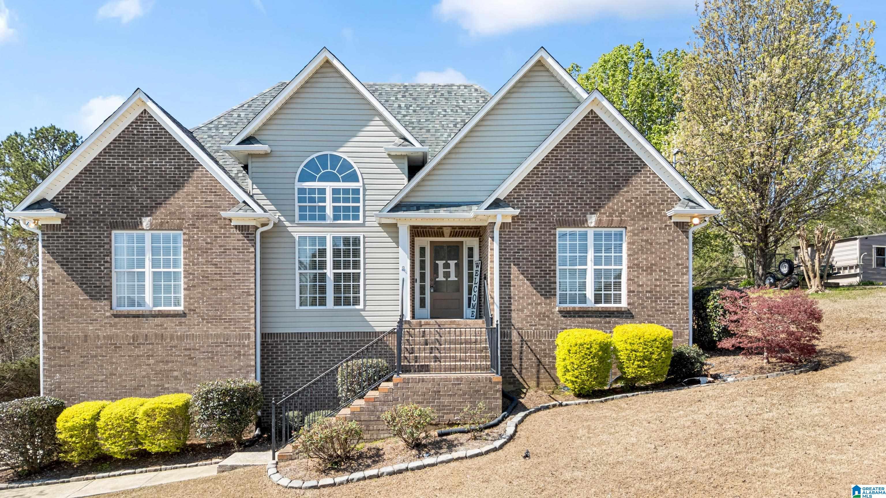 Woodland Ter, Odenville, AL 35120