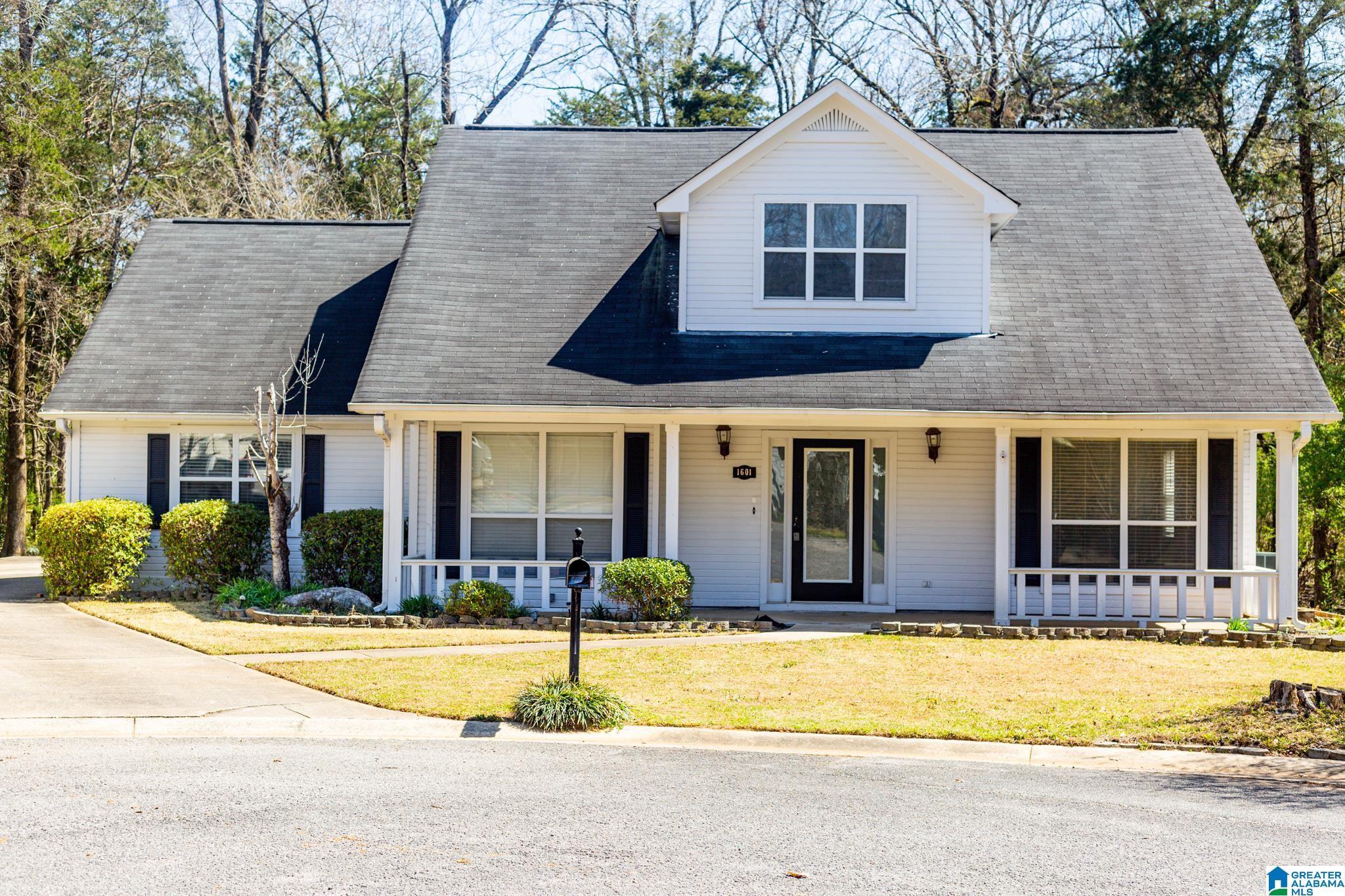 Windsor Ln, Leeds, AL 35094