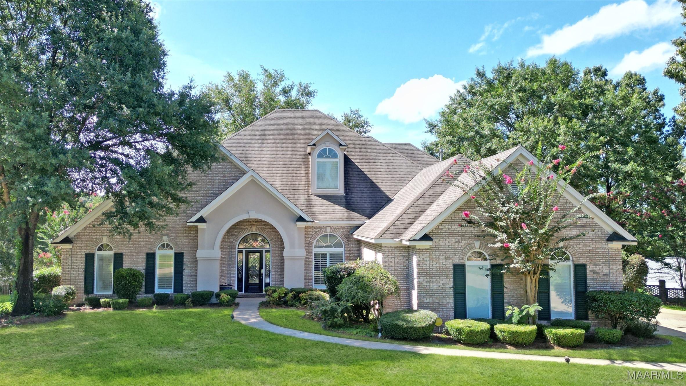 Mountain Lake Ct, Prattville, AL 36067