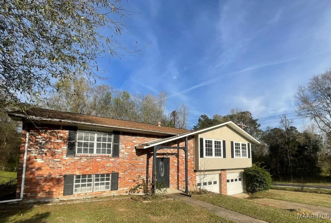 Azaleawood Dr, Wetumpka, AL 36093