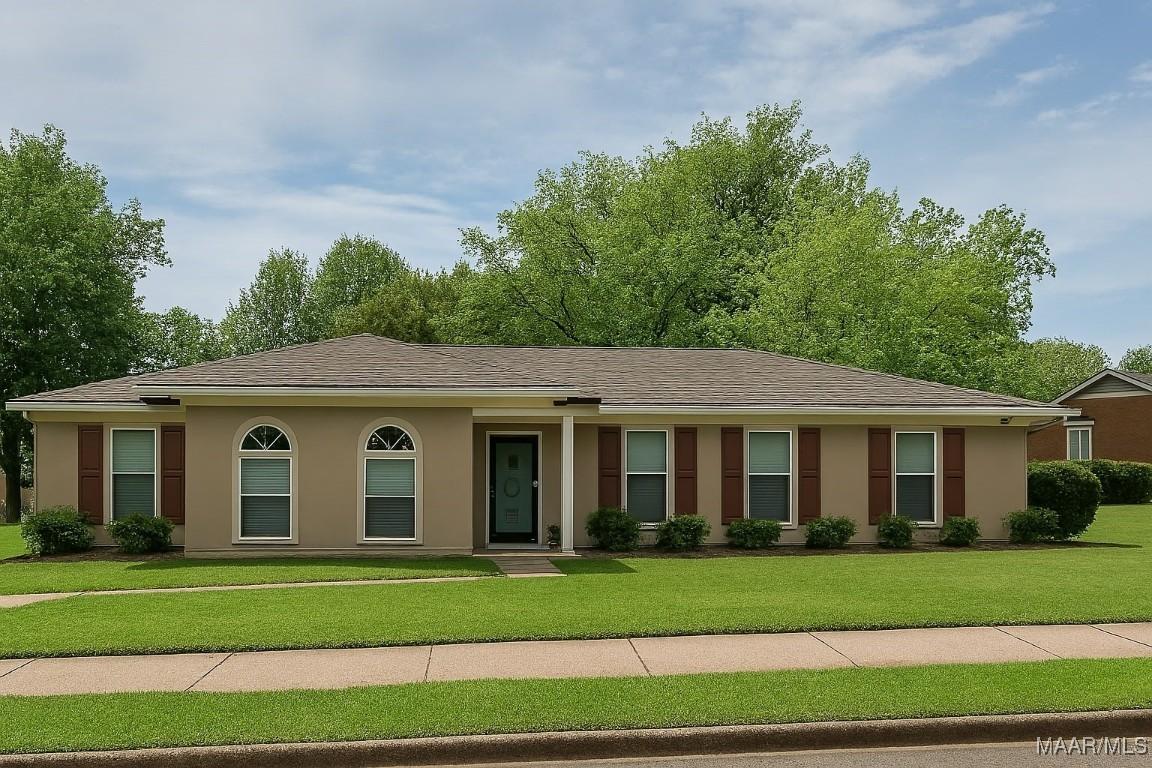 Foxhall Dr, Montgomery, AL 36111