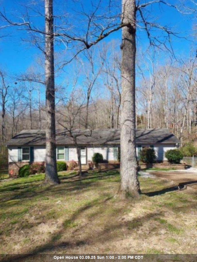 Aubrey Dr, Florence, AL 35633