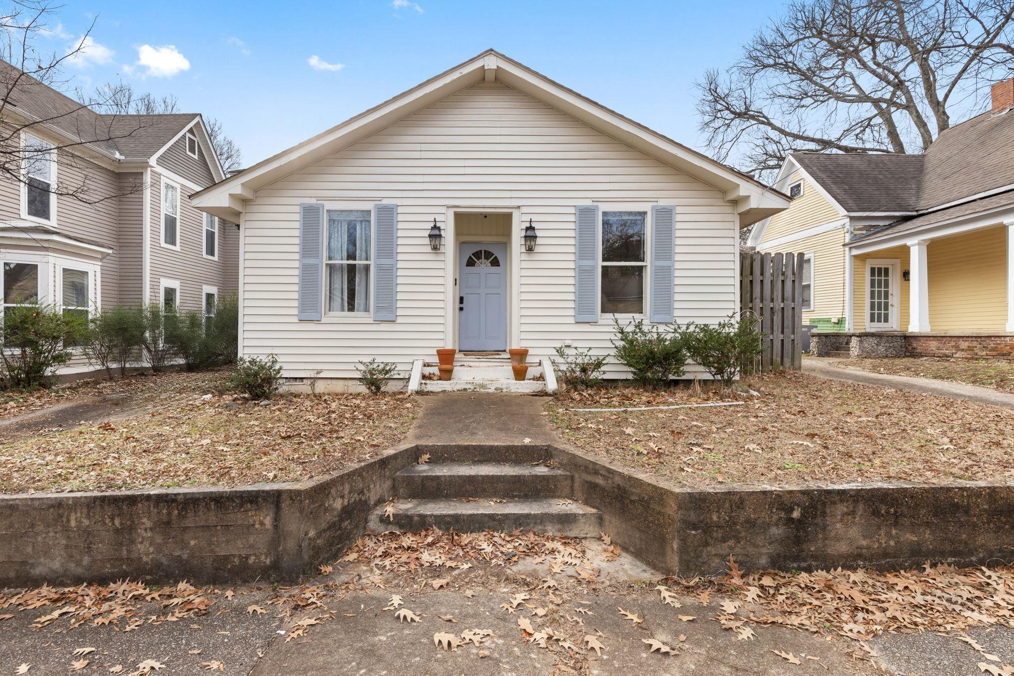 N Cherry St, Florence, AL 35630