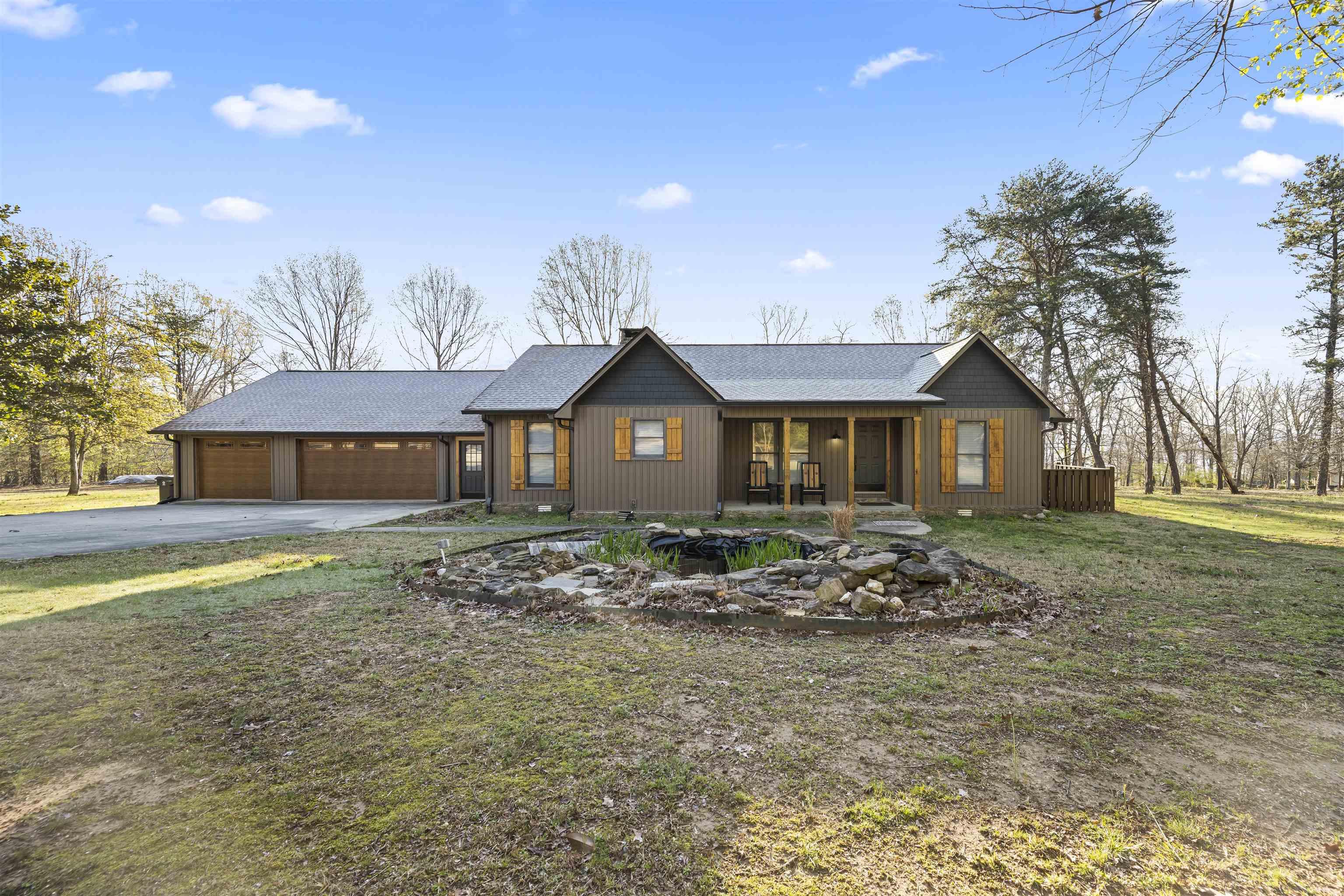 Bluff Pointe Rd, Guntersville, AL 35976