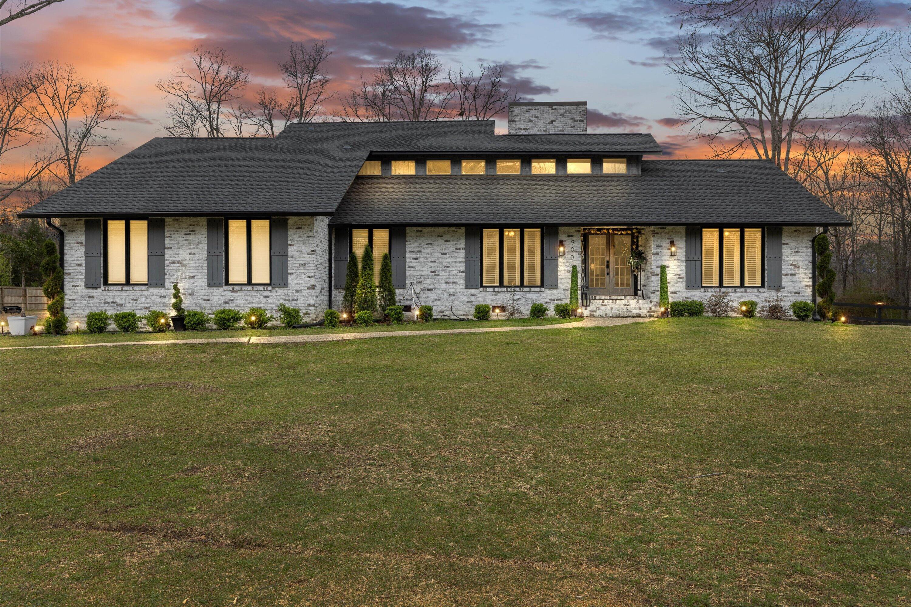 Shades Cliff Rd, Jasper, AL 35504