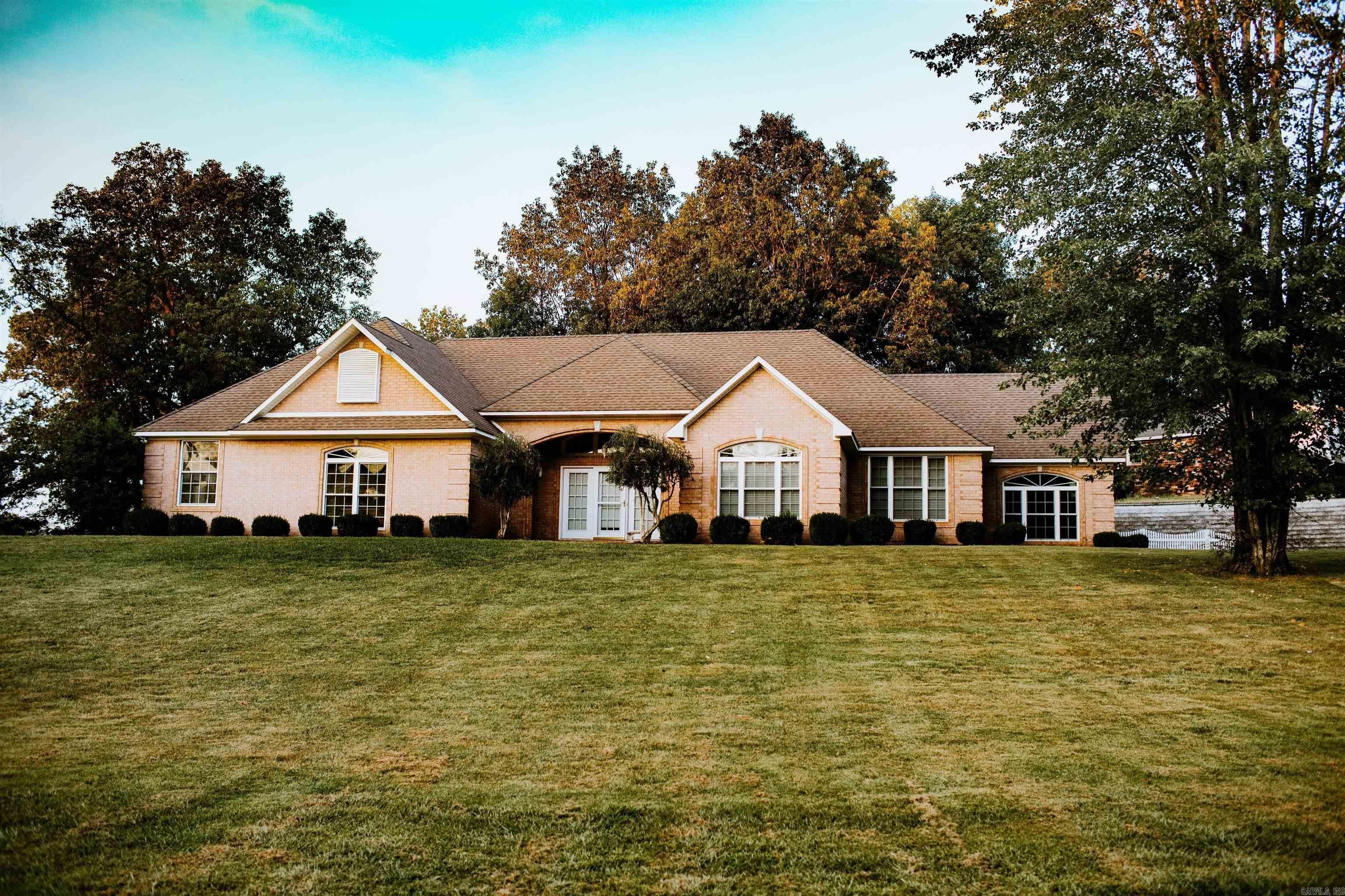 Lakewood Dr S, Piggott, AR 72454