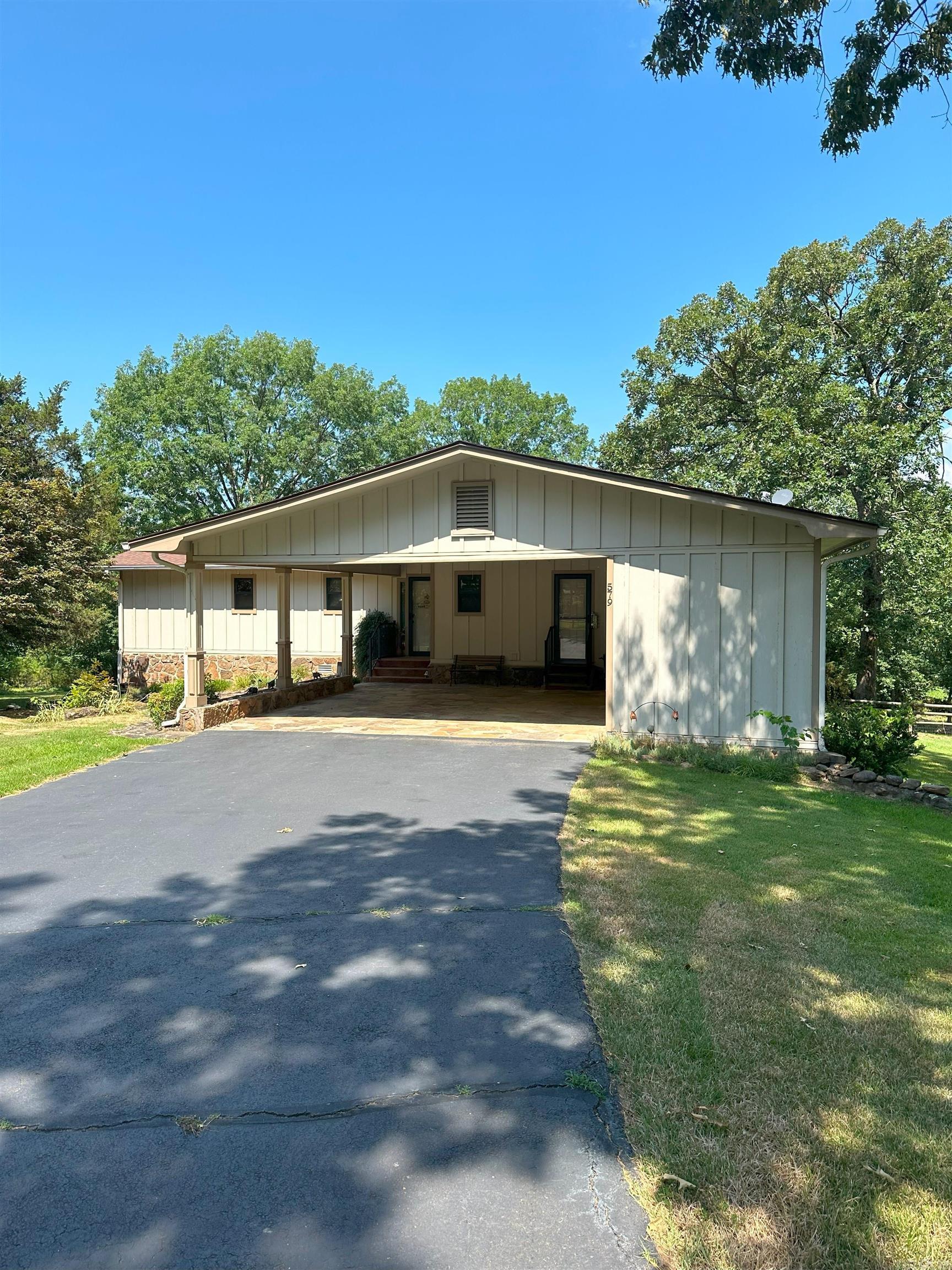 Narrows Dr, Higden, AR 72067