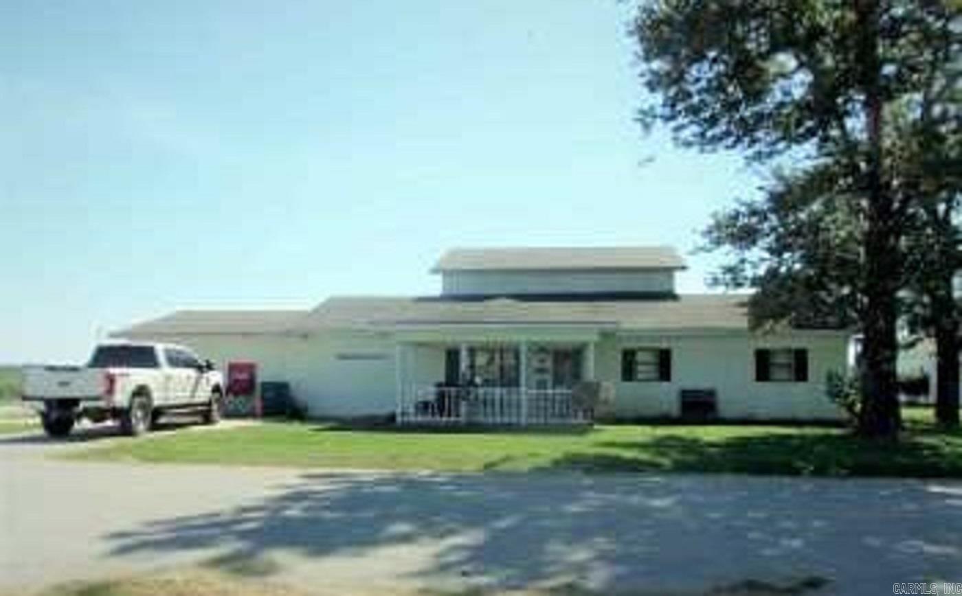 E 8th St, Rector, AR 72461