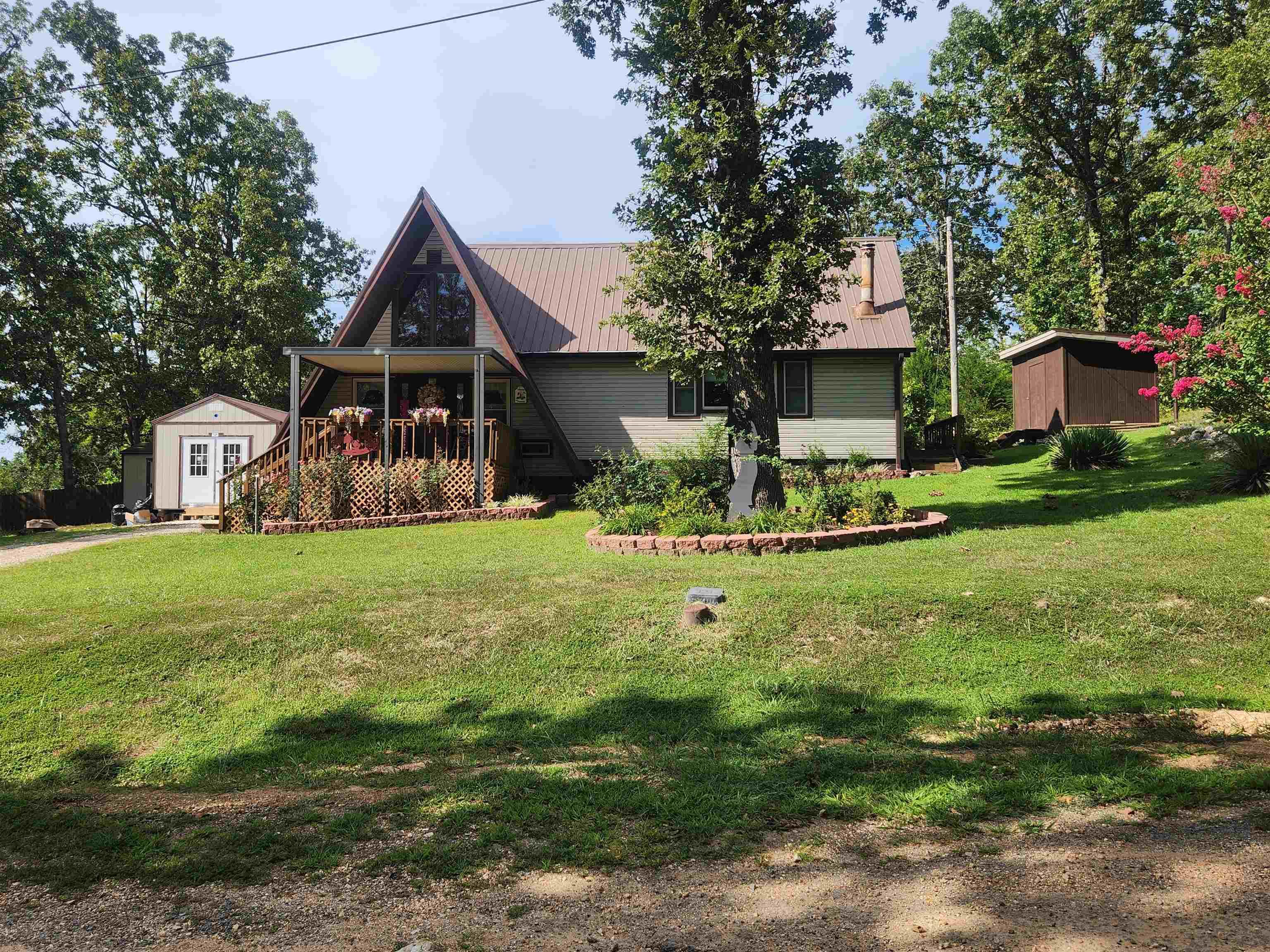 Crossroads, Highland, AR 72542