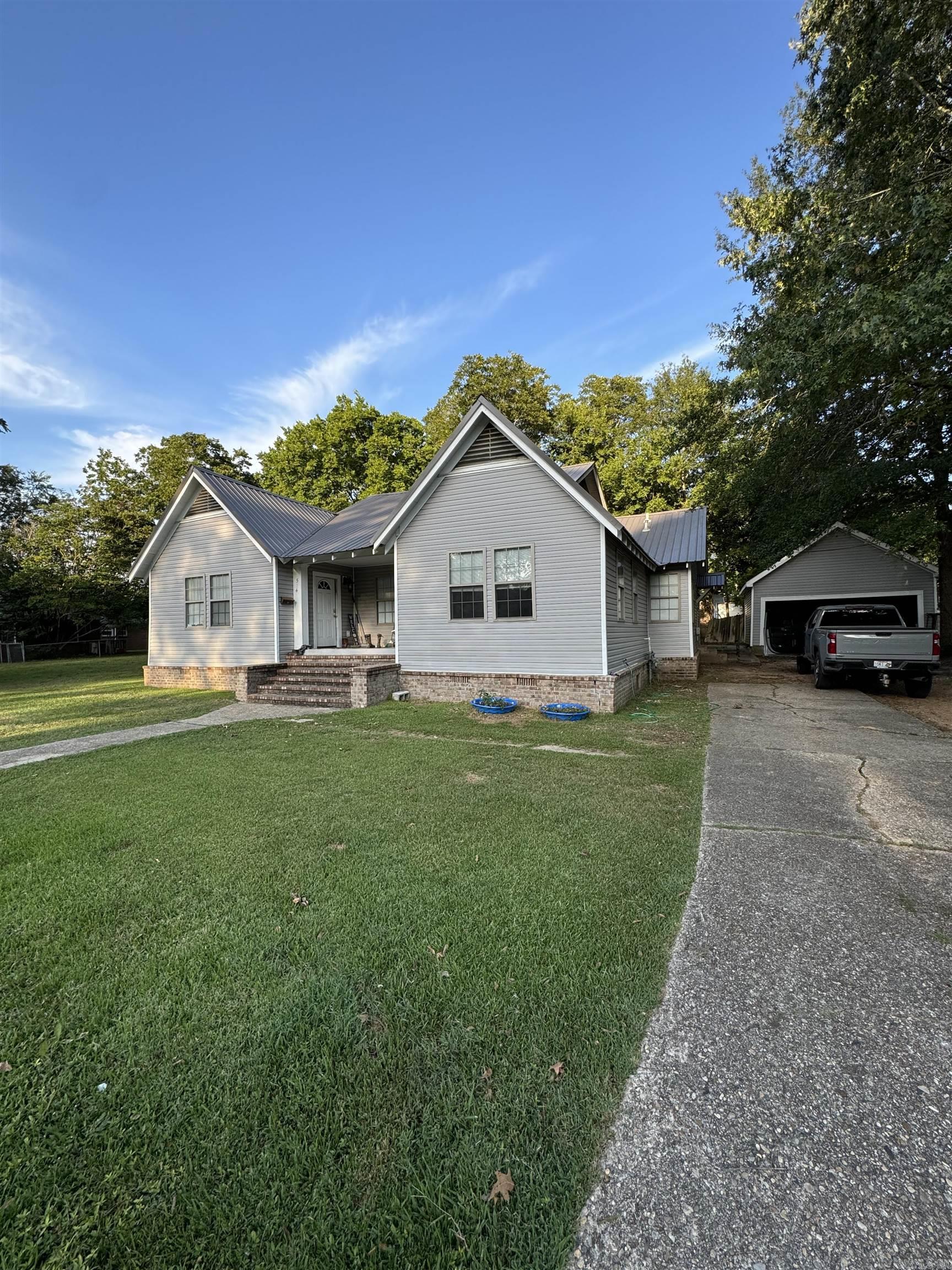 N Slemons St, Monticello, AR 71655