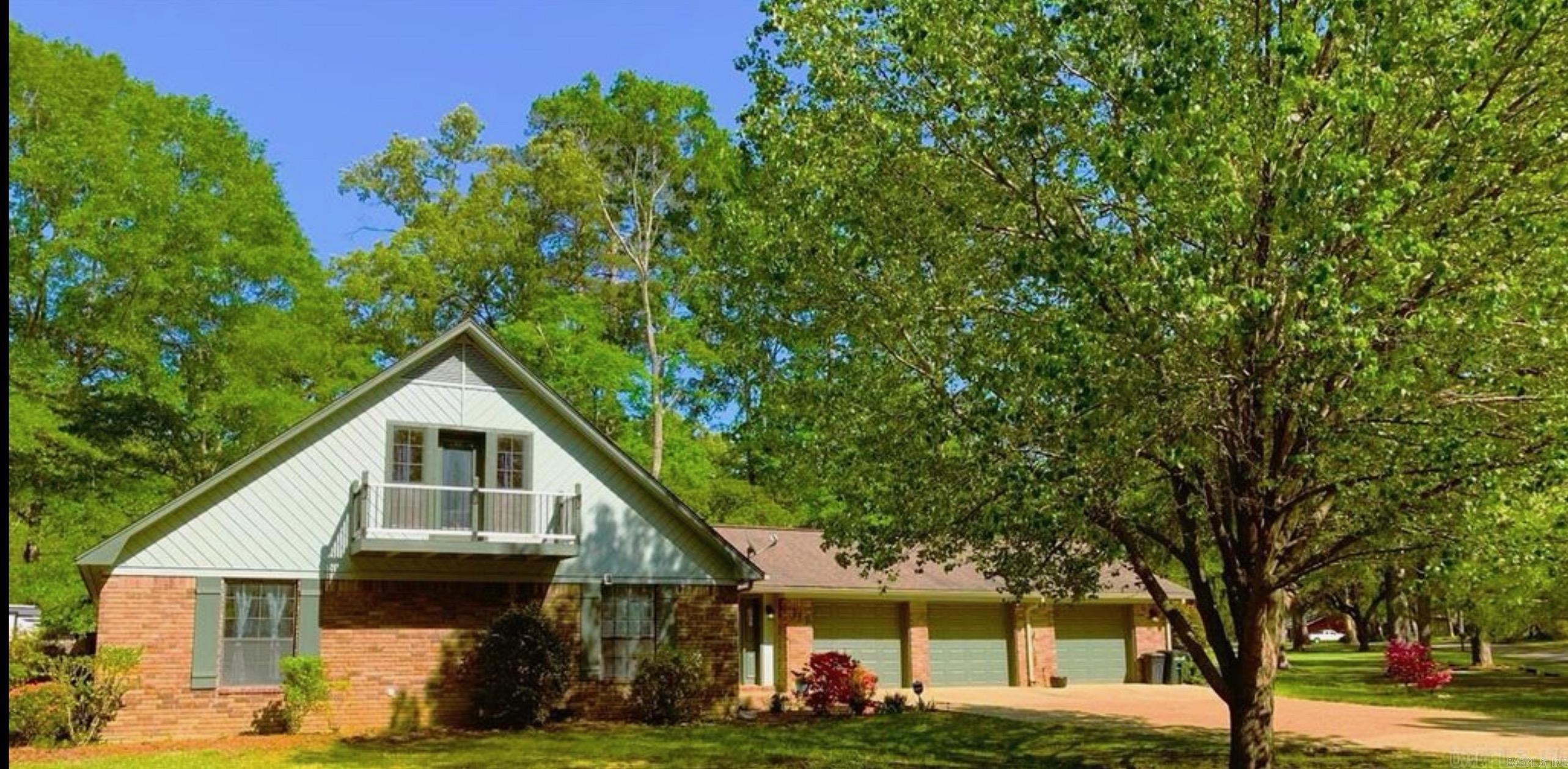 Brentwood Cir, Crossett, AR 71635