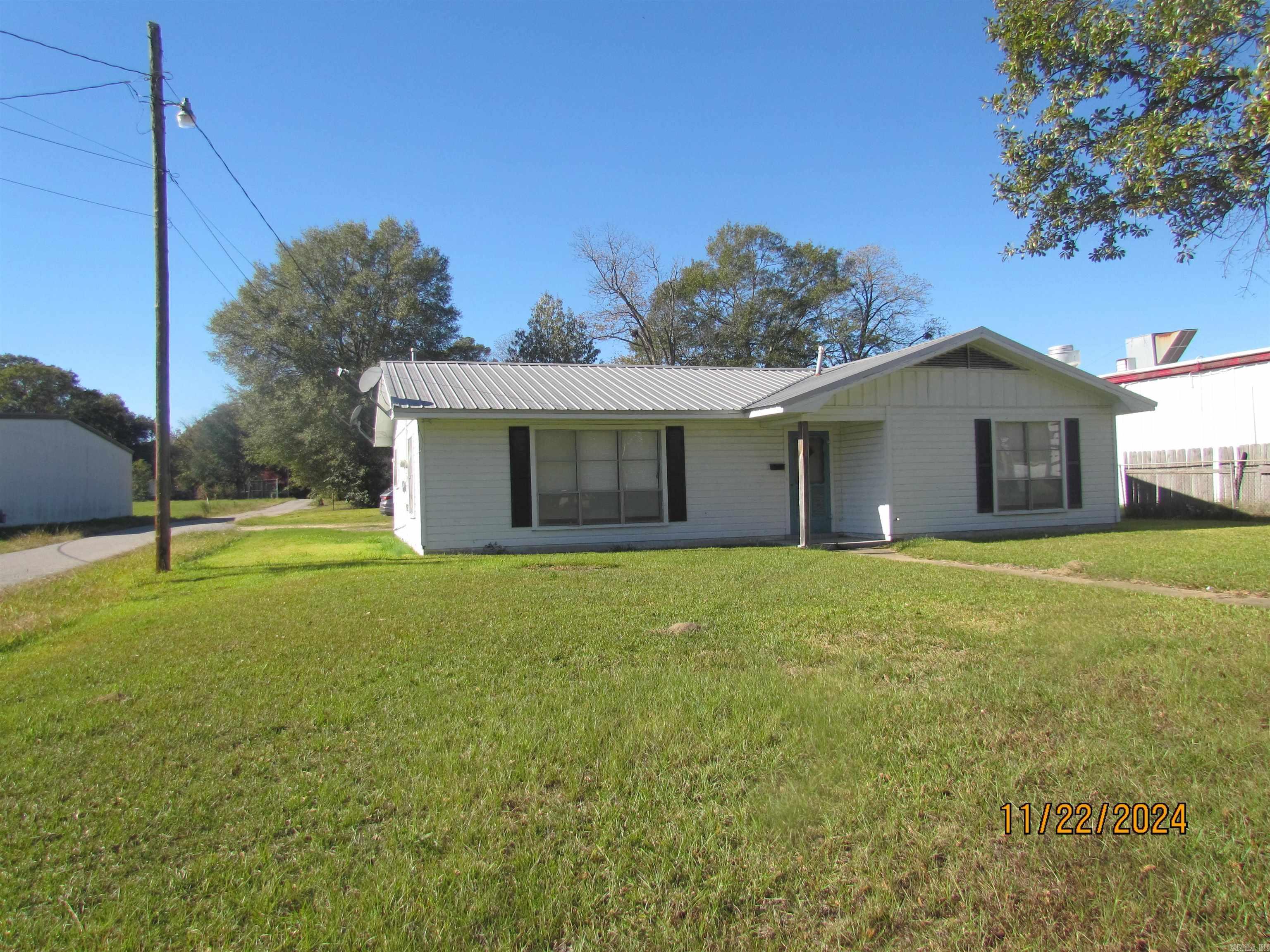 N Main St, Hamburg, AR 71646