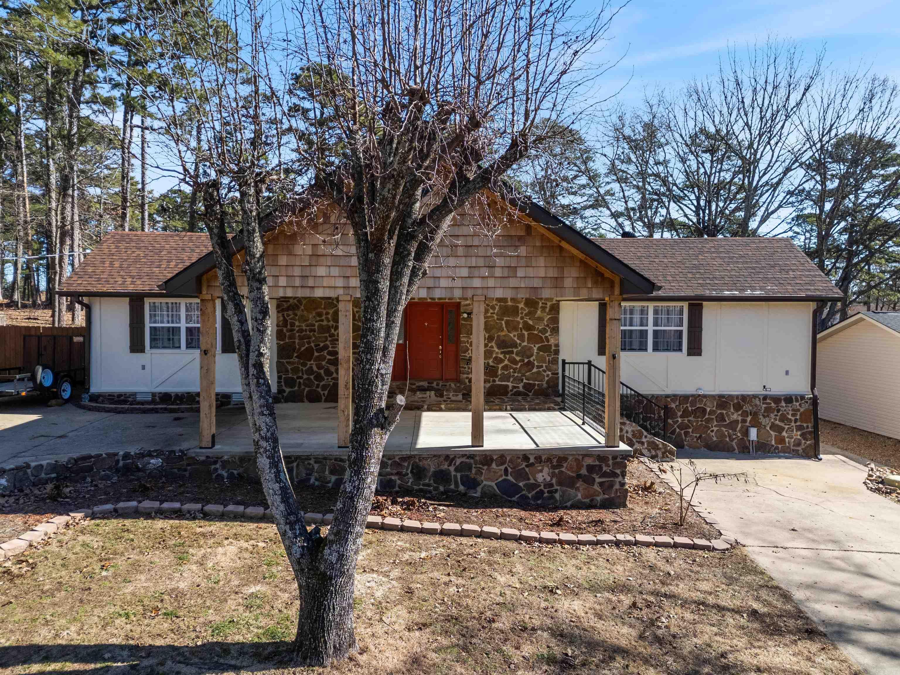 Snead Dr, Fairfield Bay, AR 72088