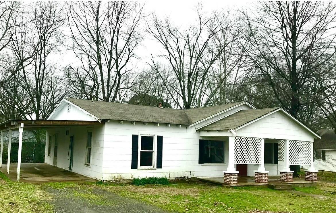 N Hickory St, Searcy, AR 72143