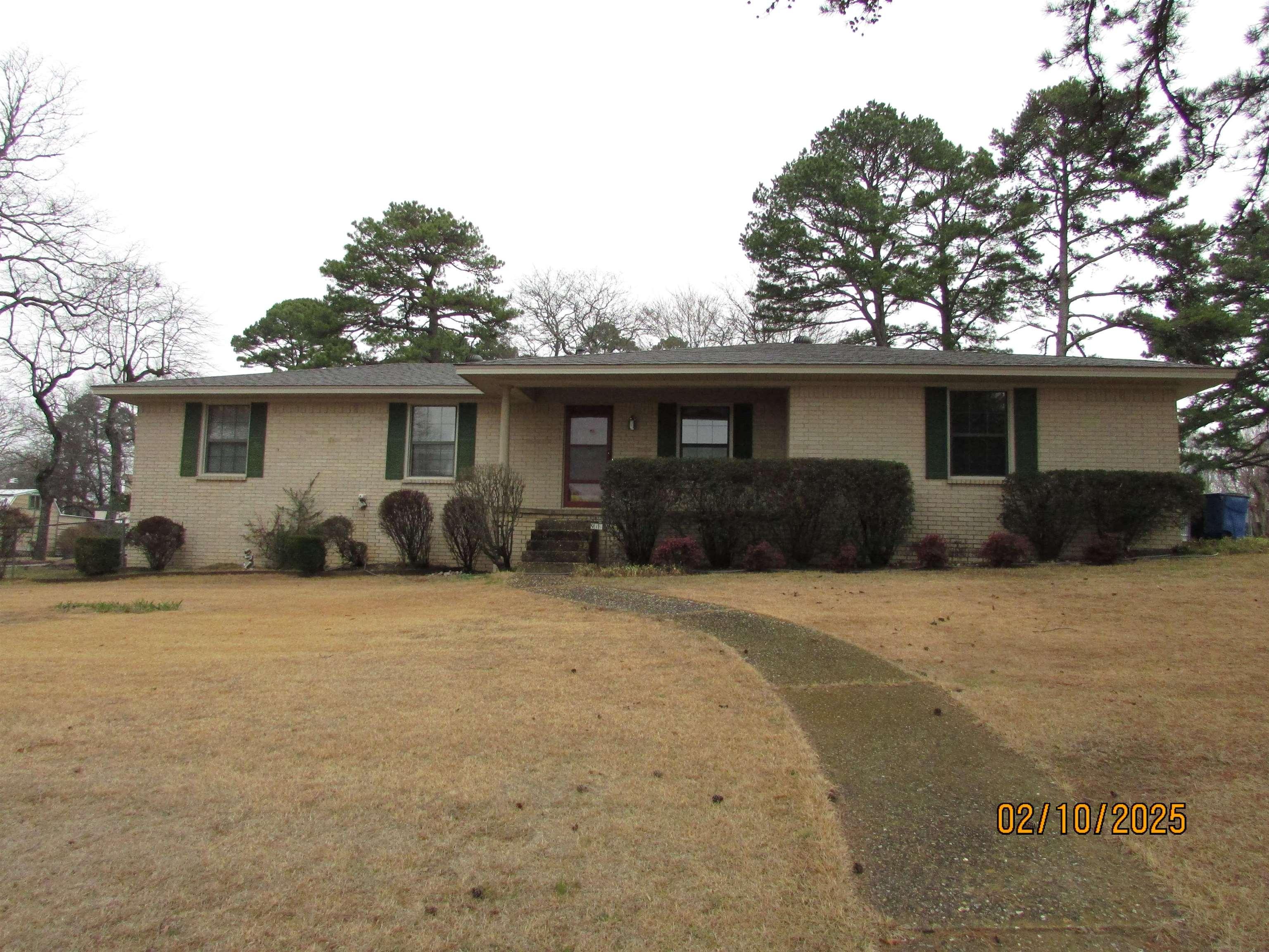 Pine Forest Dr, Benton, AR 72019