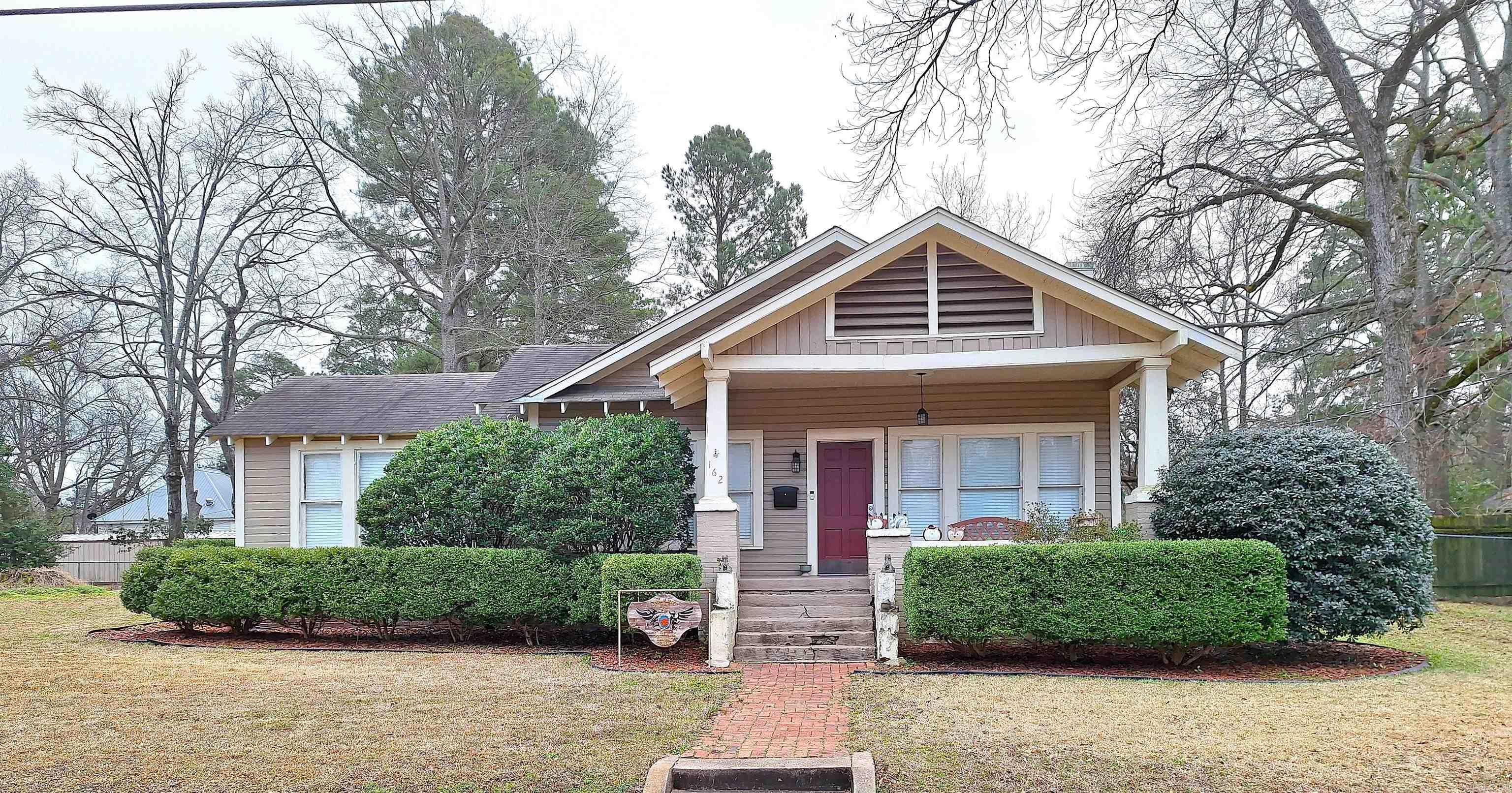 E College Ave, Monticello, AR 71655