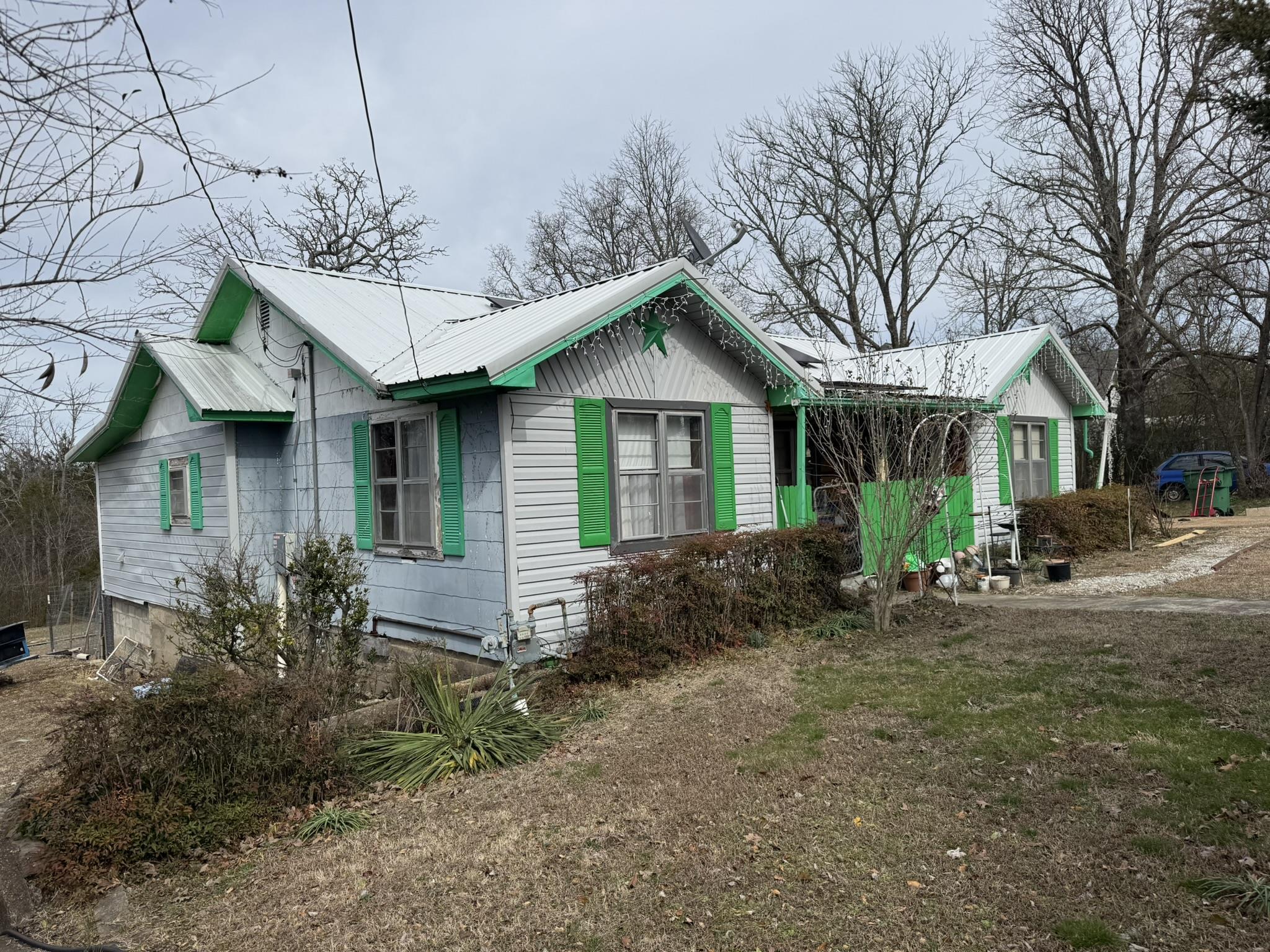 E 1st St, Calico Rock, AR 72519
