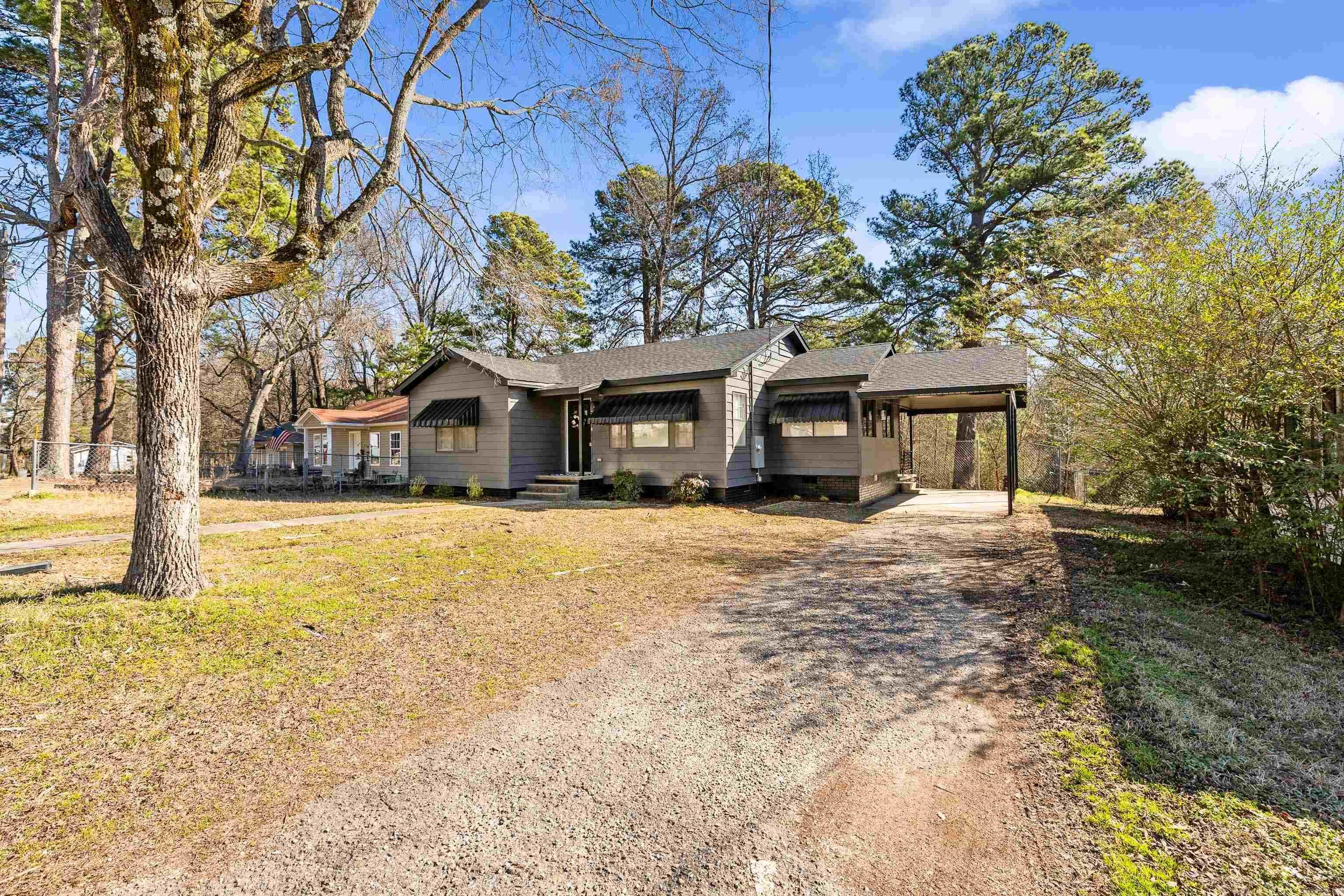 Park Dr, Benton, AR 72015
