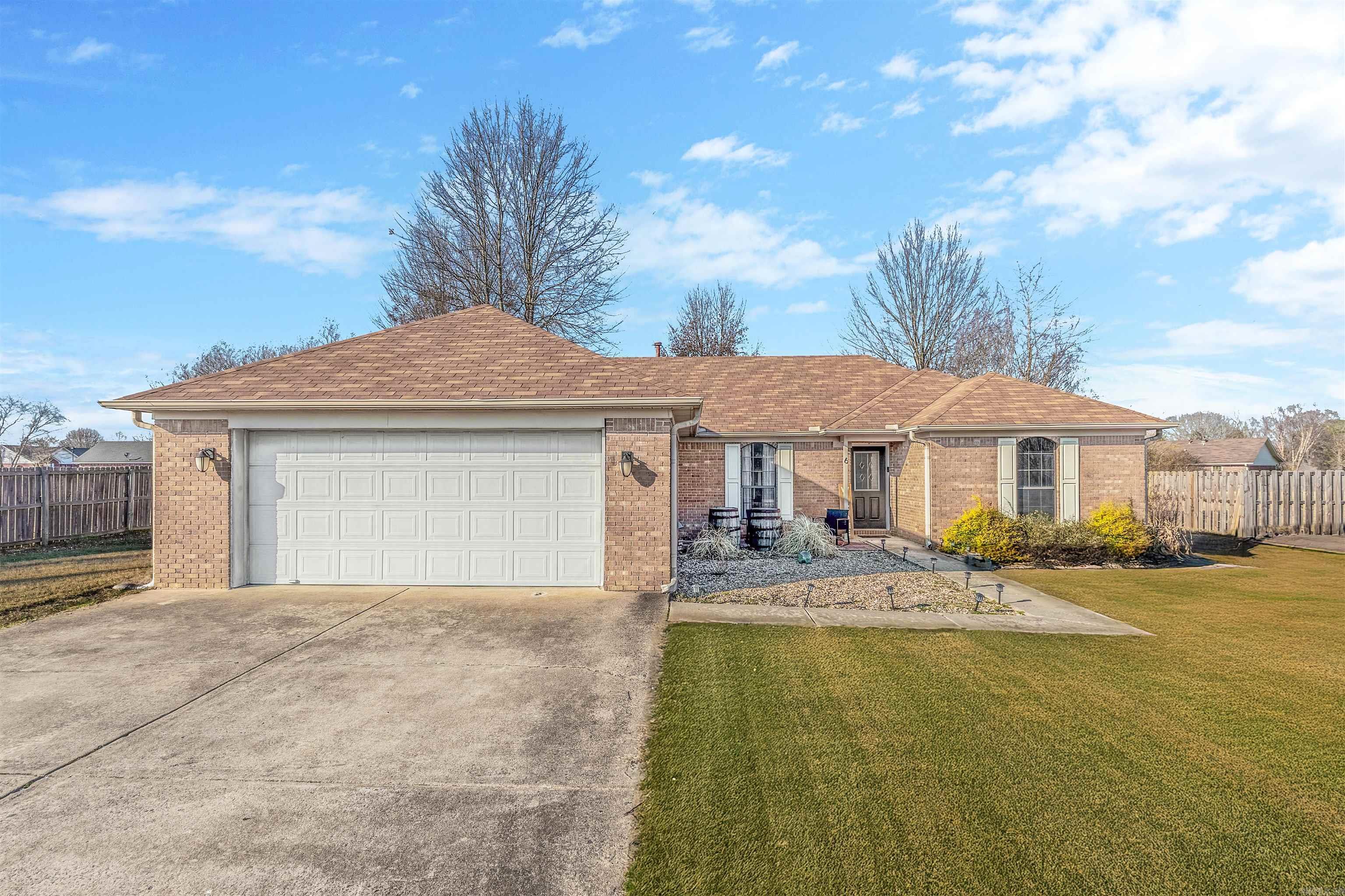 Hawk Dr, Vilonia, AR 72173