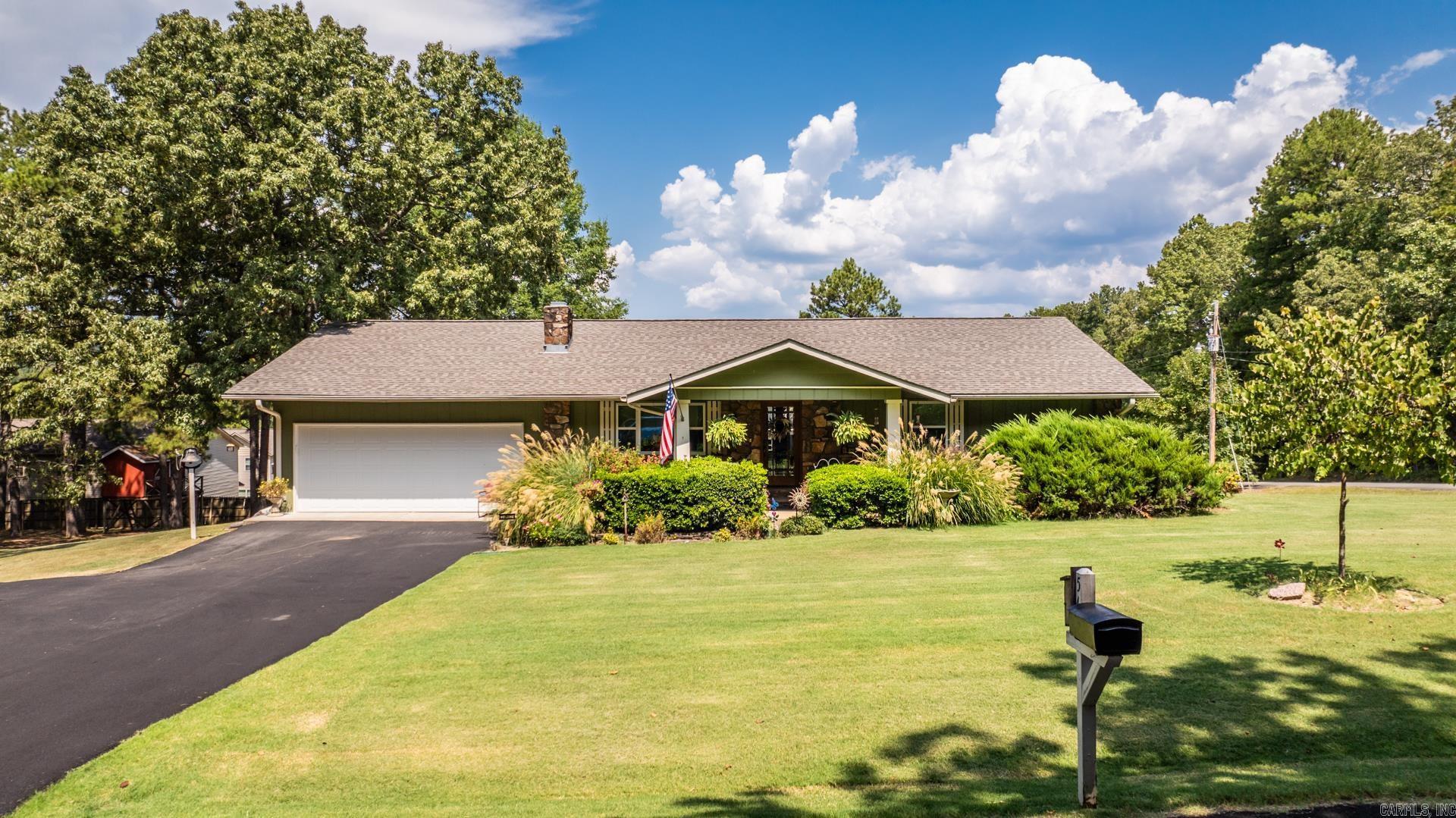 E Walnut St, Heber Springs, AR 72543