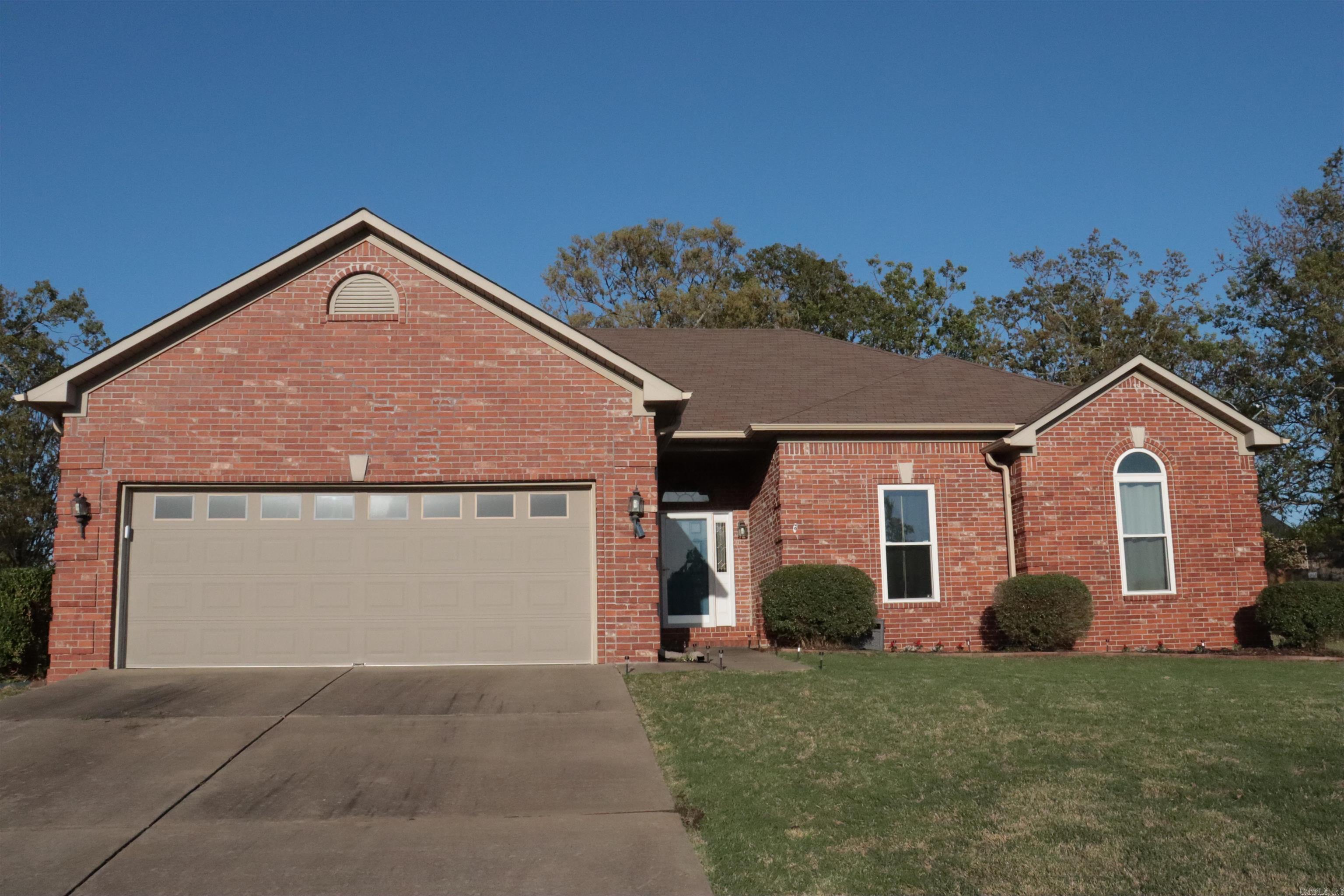 Eisenhower Cv, Maumelle, AR 72113