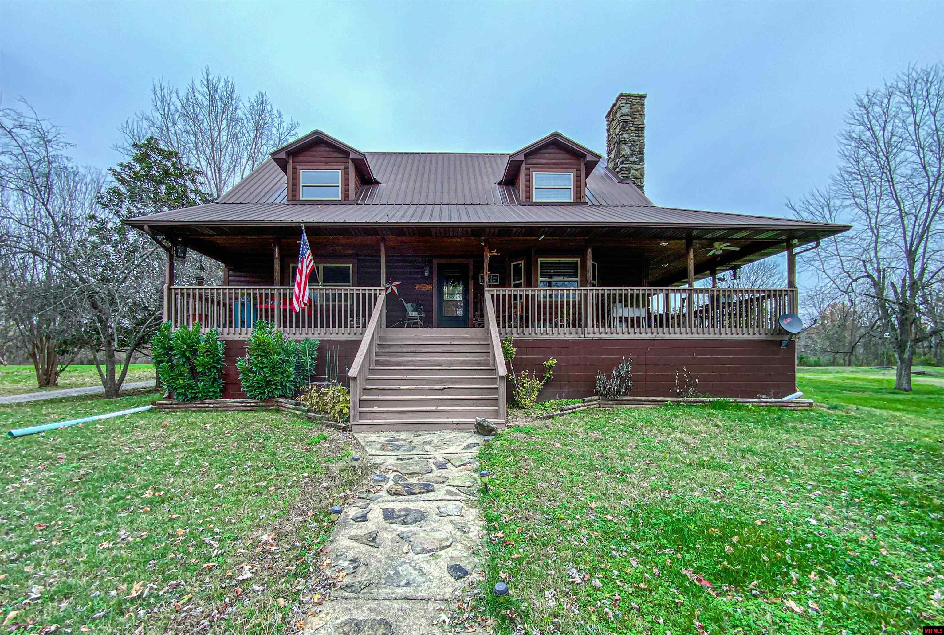 Little Ln, Cotter, AR 72626