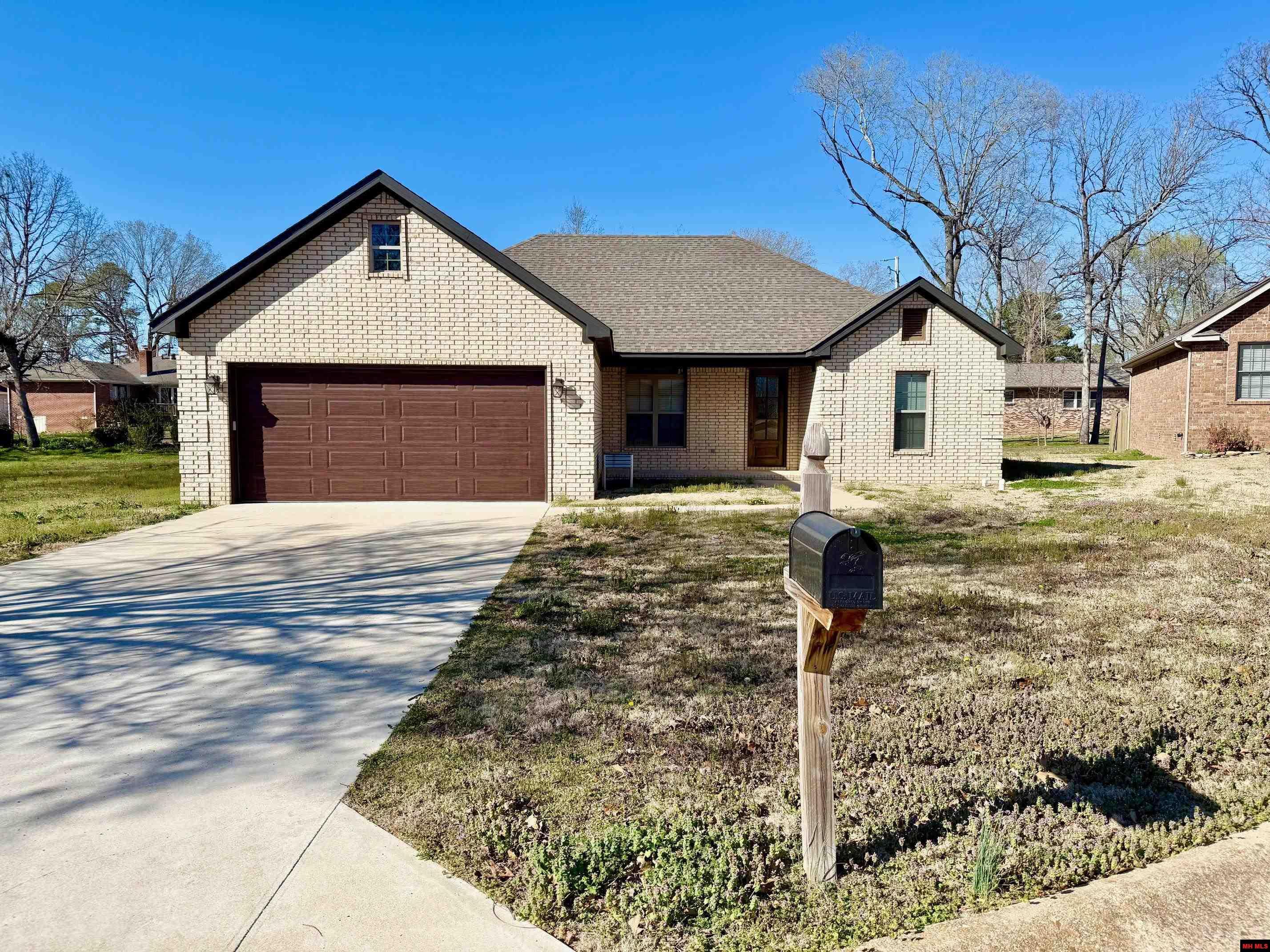 Hampshire Cir, Mountain Home, AR 72653