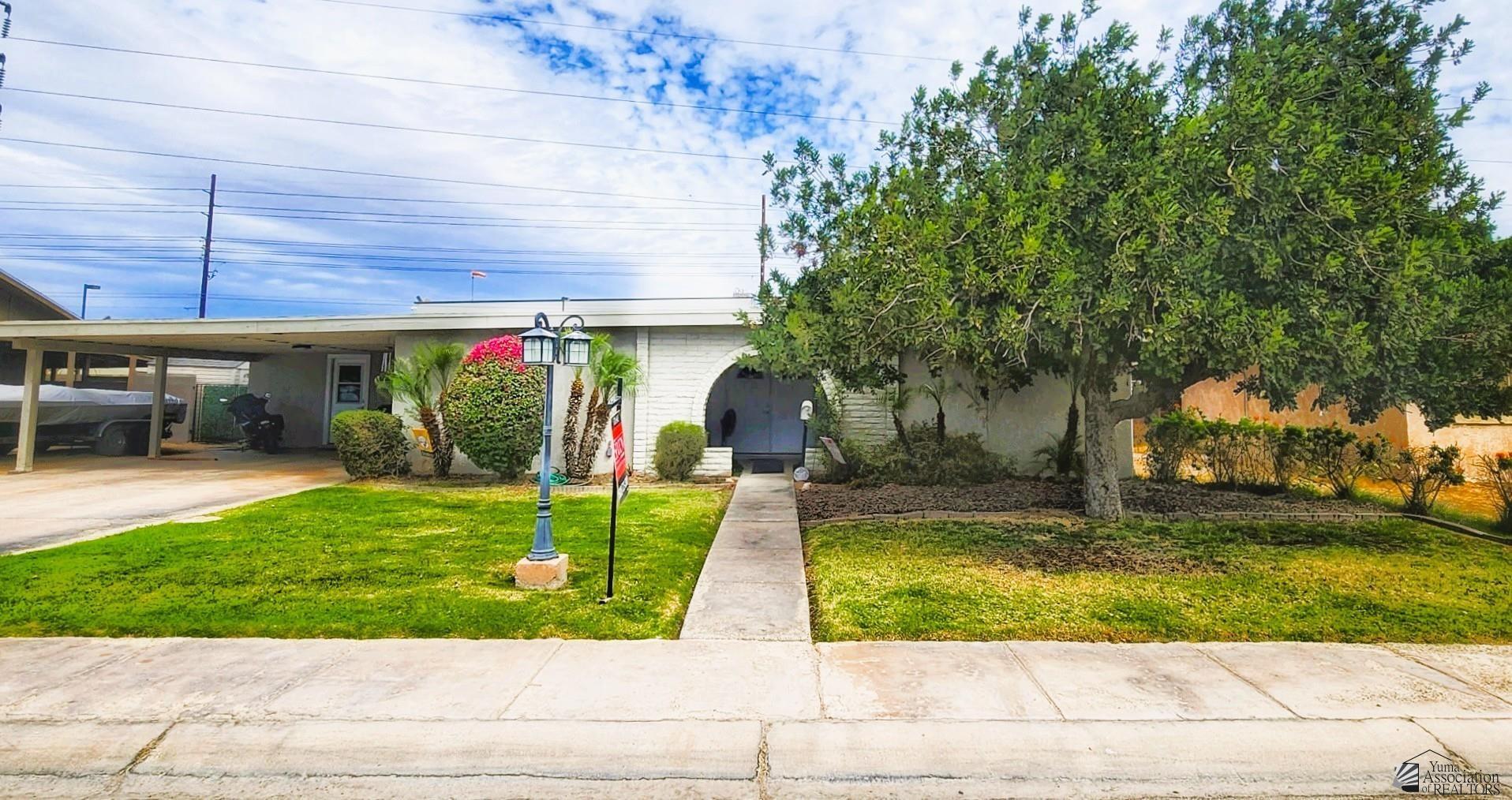 E Lorie Ln, Yuma, AZ 85365