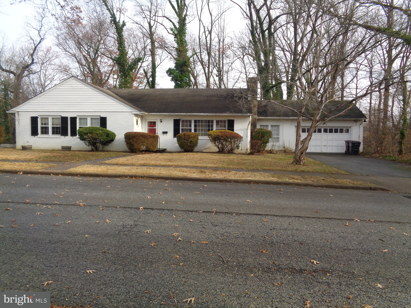 Walton Rd, Wilmington, DE 19802