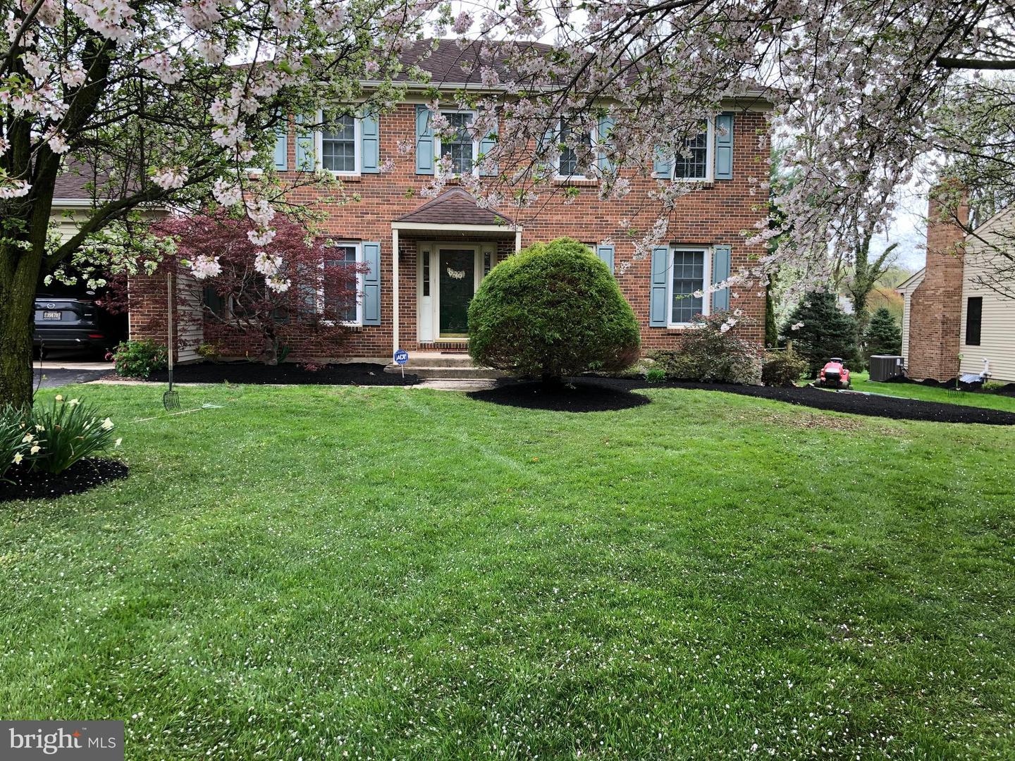 Langwater Dr, Newark, DE 19711