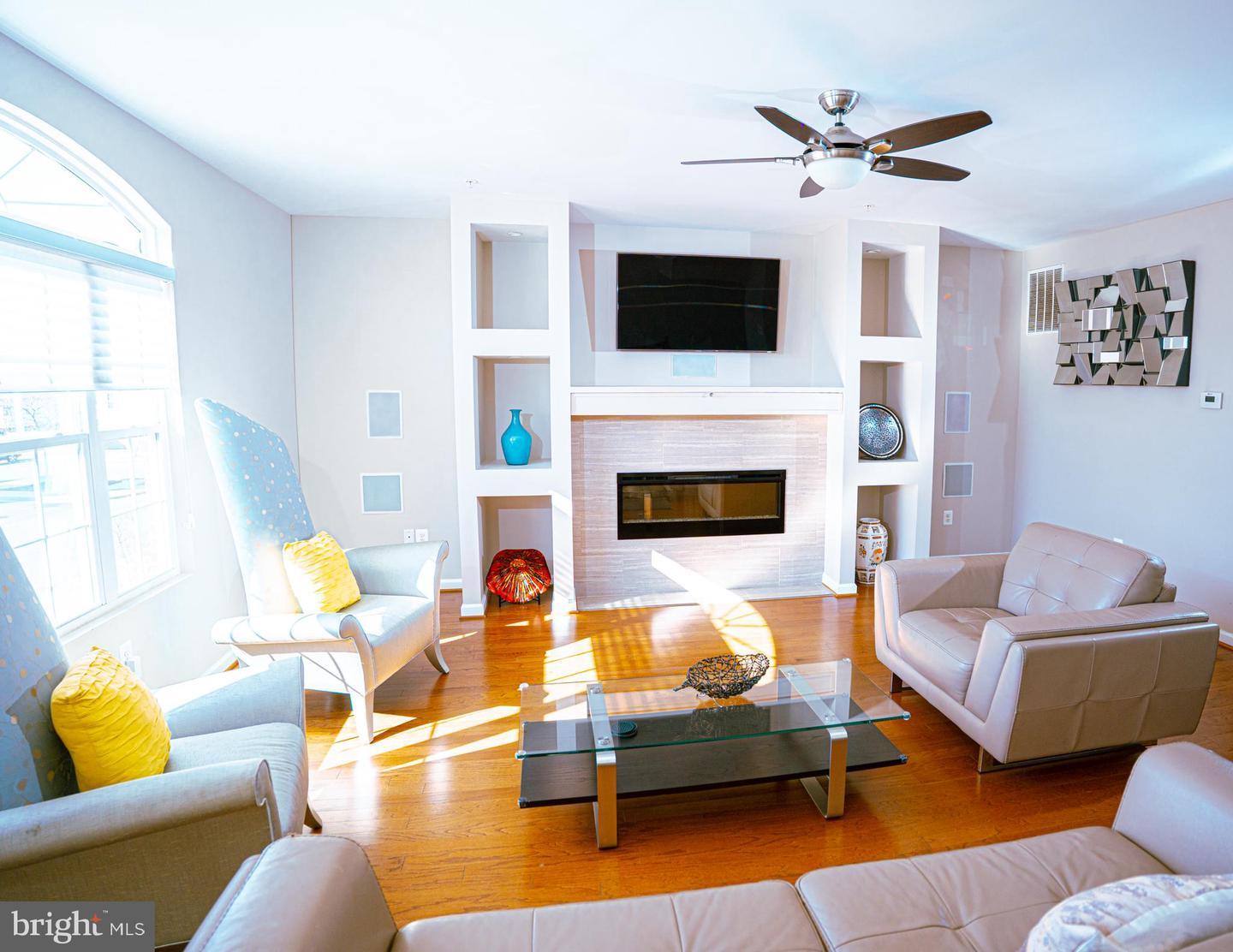 Crooked Tree Ln, Laurel, MD 20724