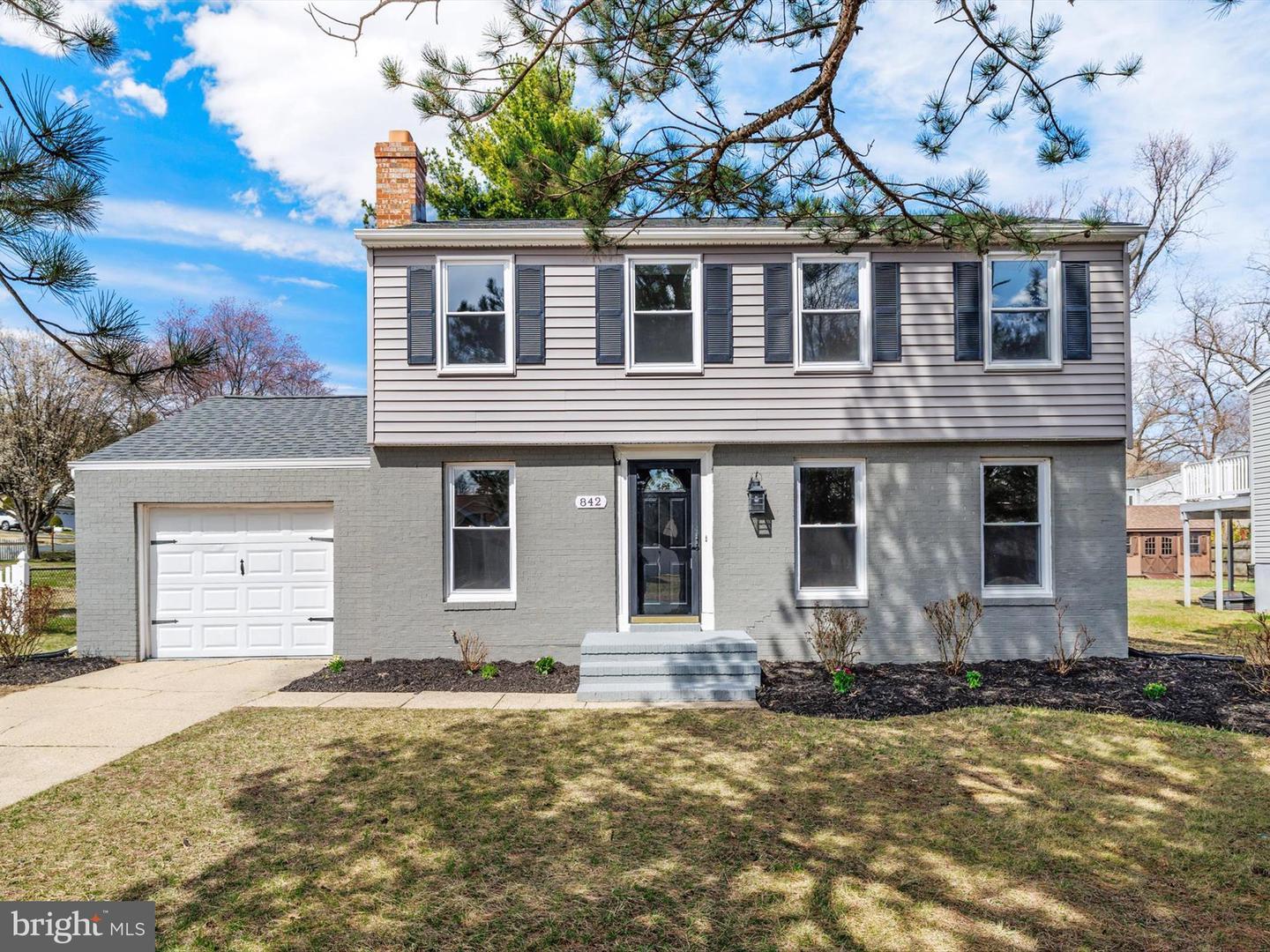 Evergreen Rd, Severn, MD 21144
