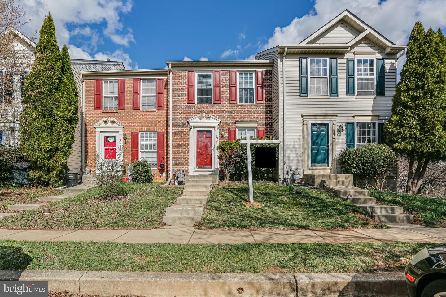 Vermeer Ct, Owings Mills, MD 21117