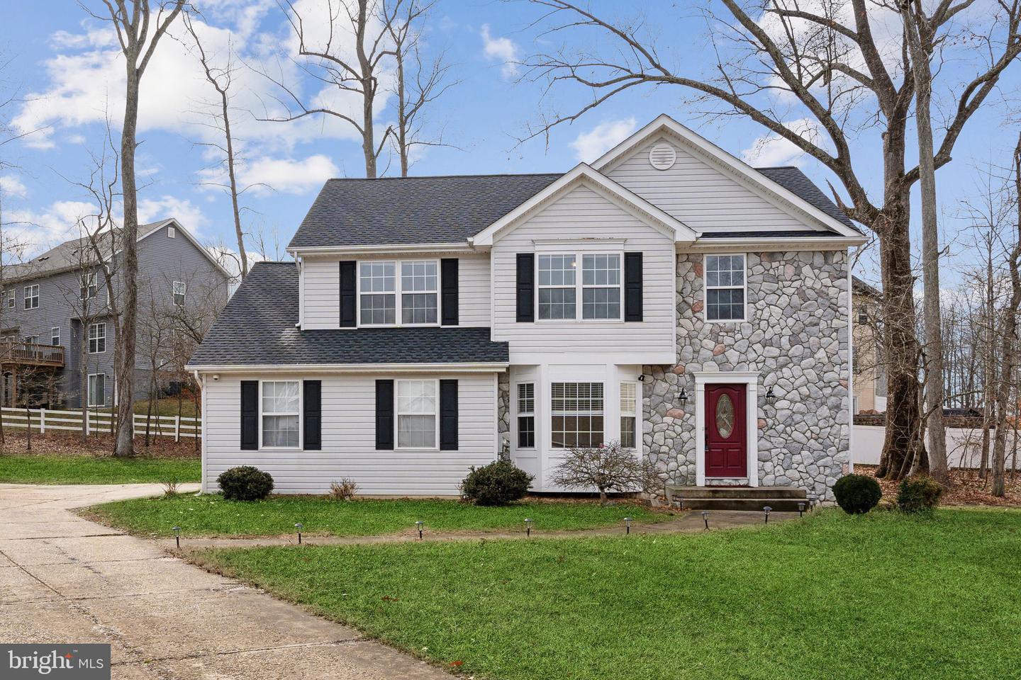 Pebble Creek Ct, Waldorf, MD 20603