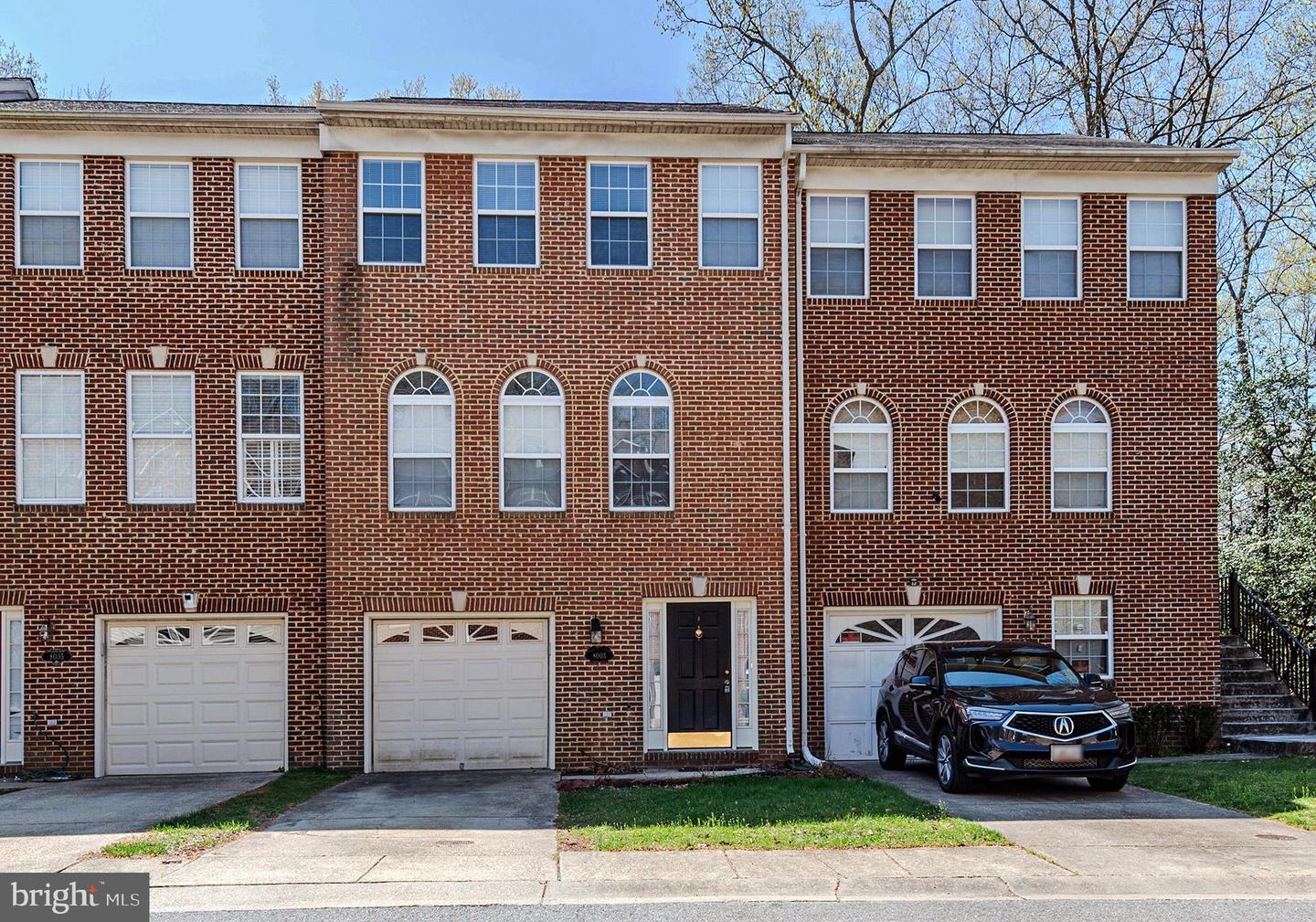 Bullfinch Pl, White Plains, MD 20695
