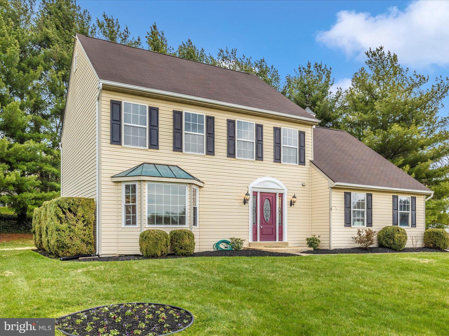 Eden Farm Cir, Westminster, MD 21157