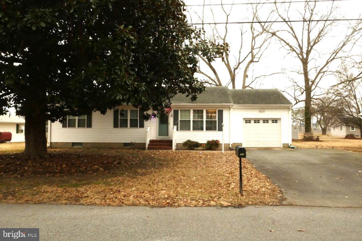 Hurlock Ave, Hurlock, MD 21643