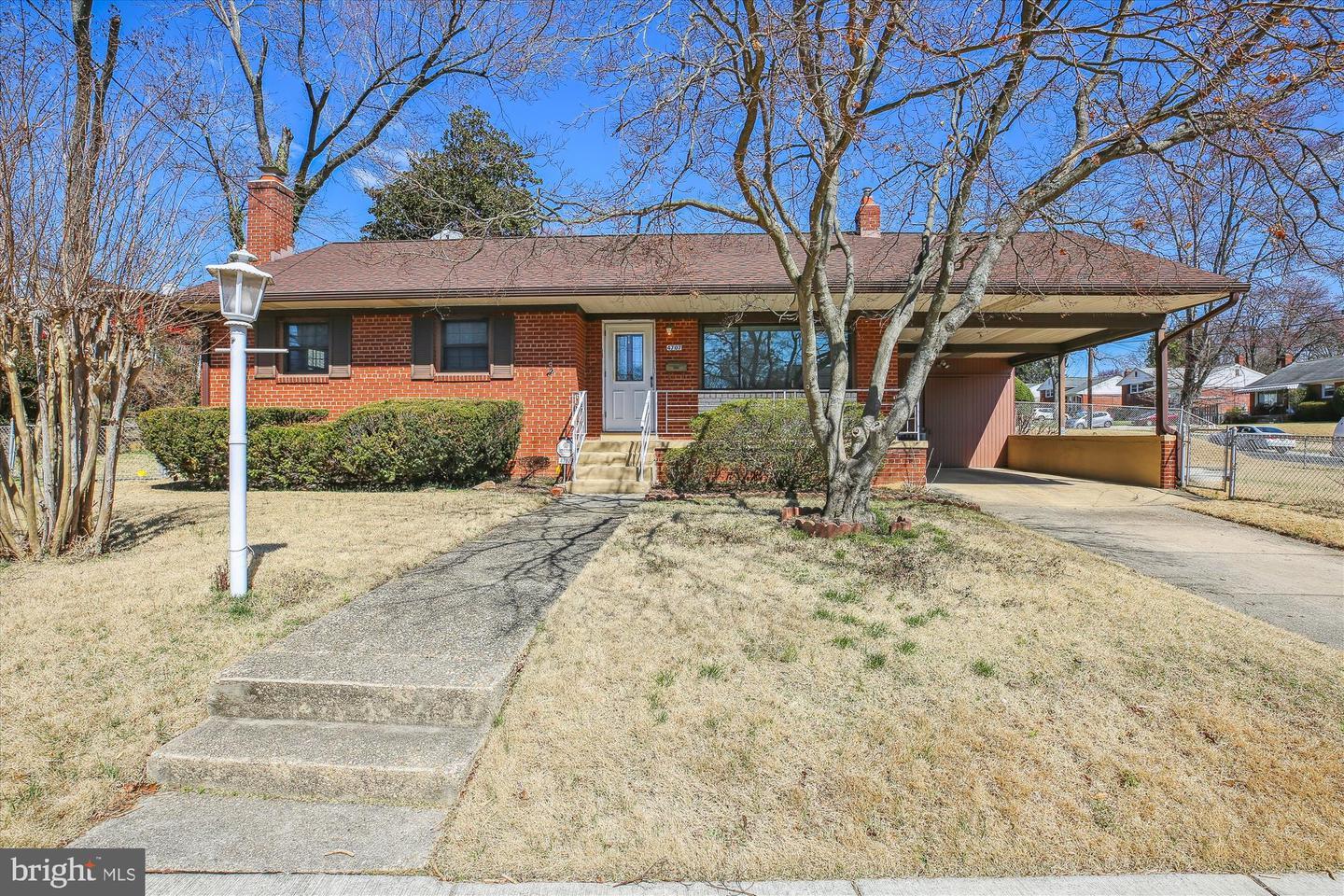 Adrian St, Rockville, MD 20853